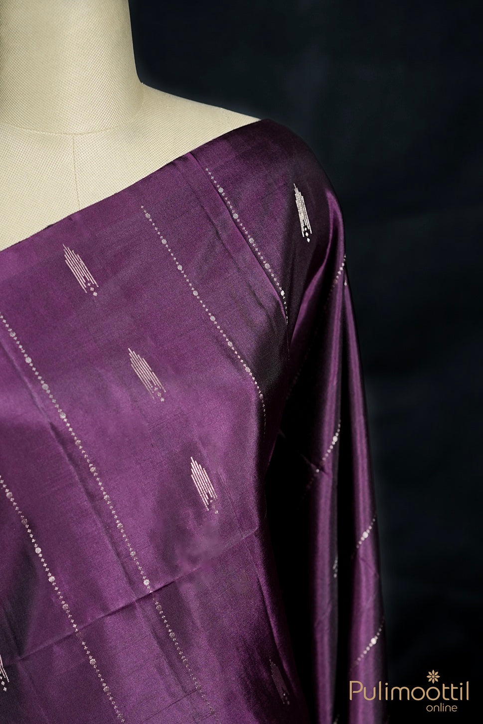 Purple Colour Kanchiipuram Soft Silk Saree.