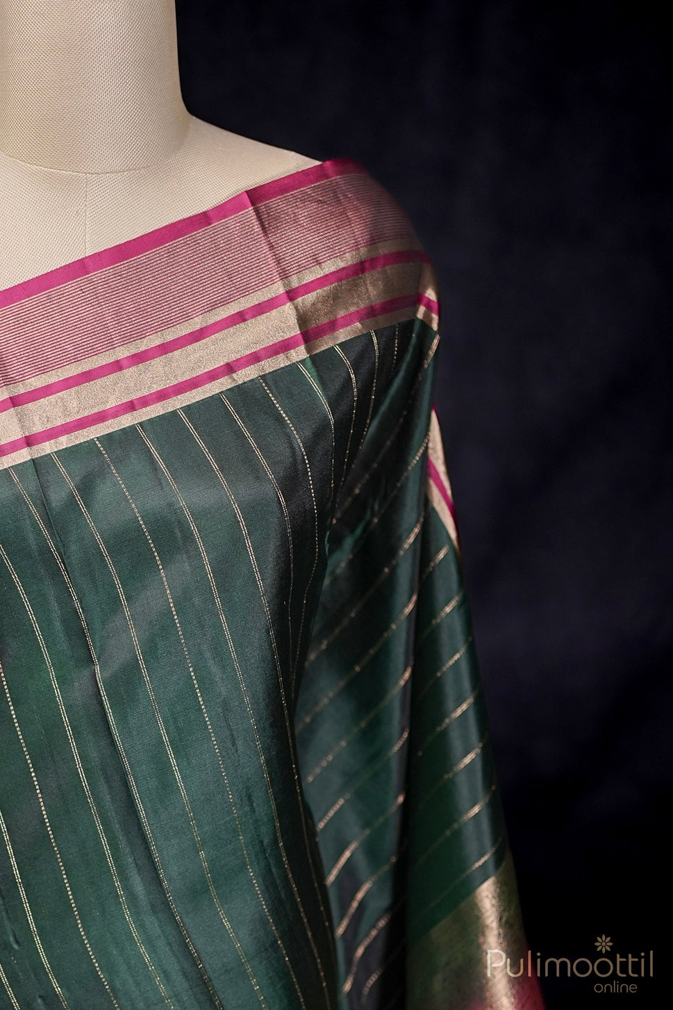 Bottle Green Colour Kanchipuram Soft Silk Saree.