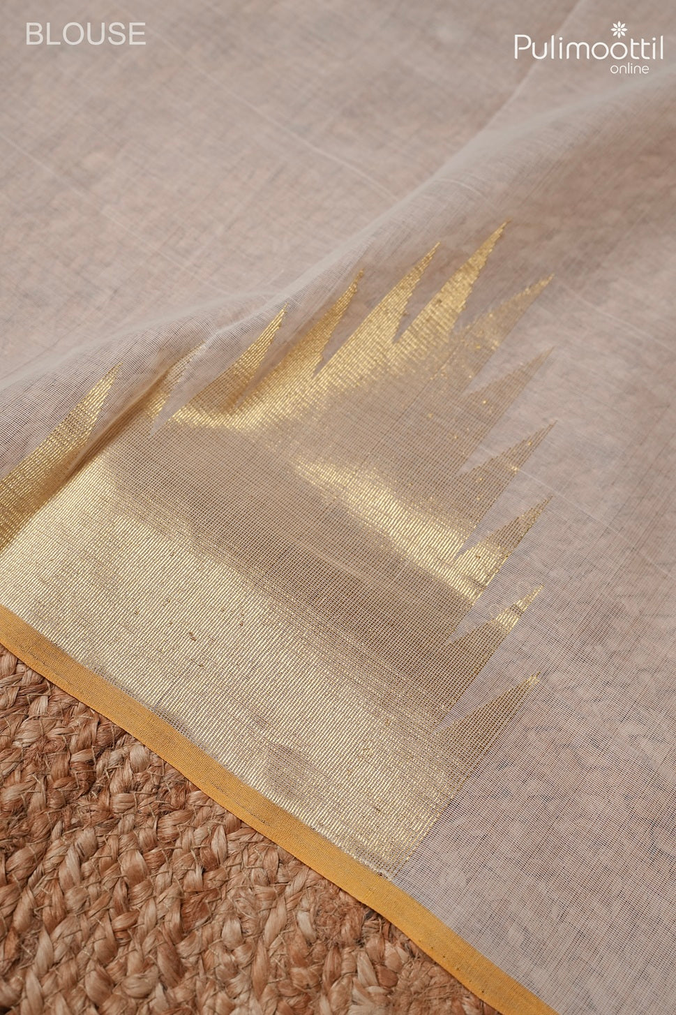 Off white color Kerala traditional handloom set saree
