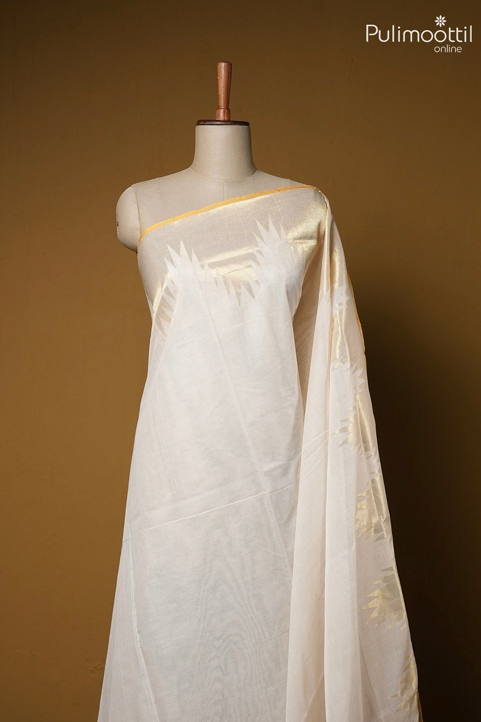 Off white color Kerala traditional handloom set saree