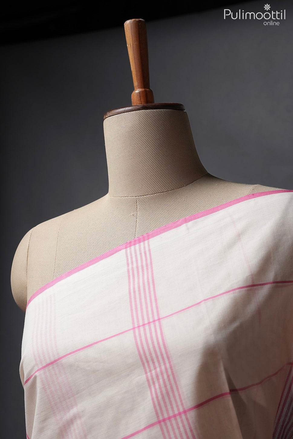 Off white color handloom cotton saree