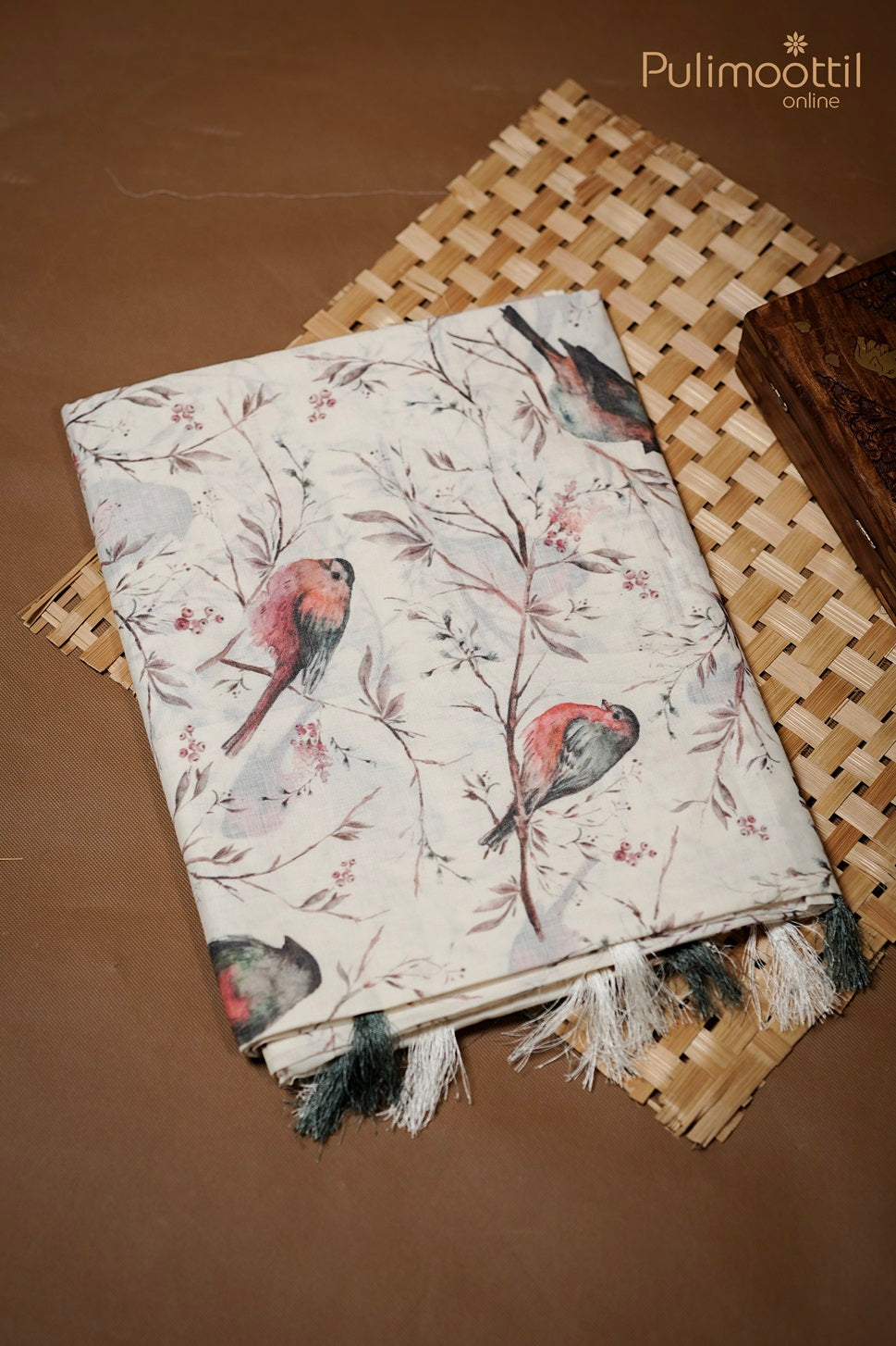 Cream Colour Kerala Birds Print Set Saree.