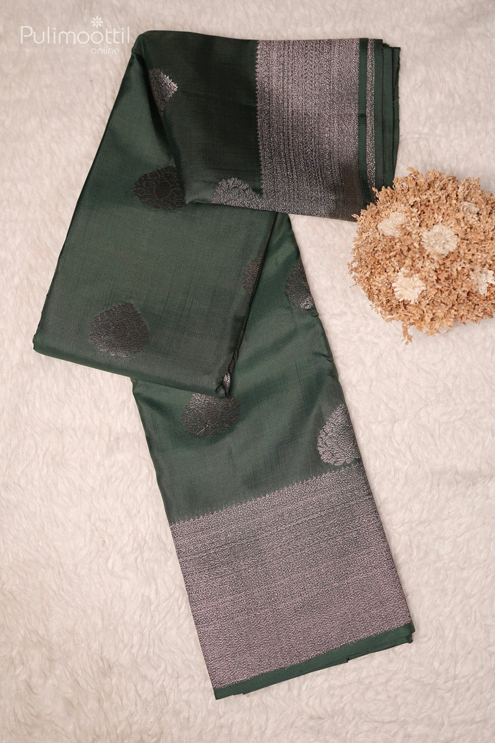Bottle Green Colour Kanchipuram Antique Designer Saree