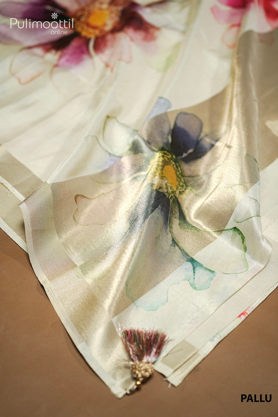Cream Colour Kerala Golden Tissue Digital Flower Print Fancy Saree.