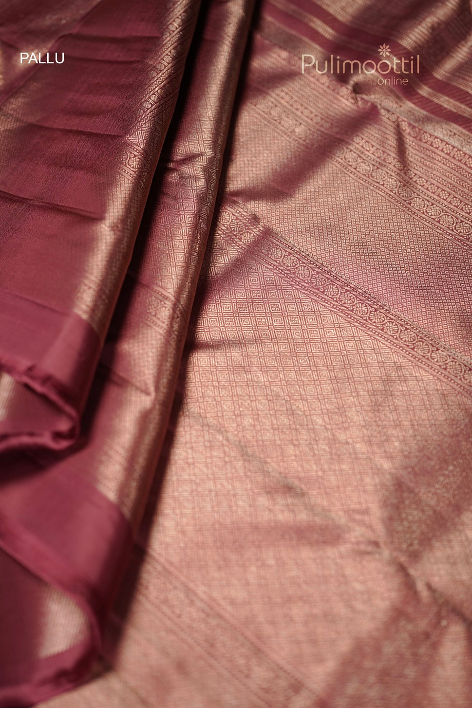 Pastel Onion Colour Kanchipuram Brocade Weding Saree