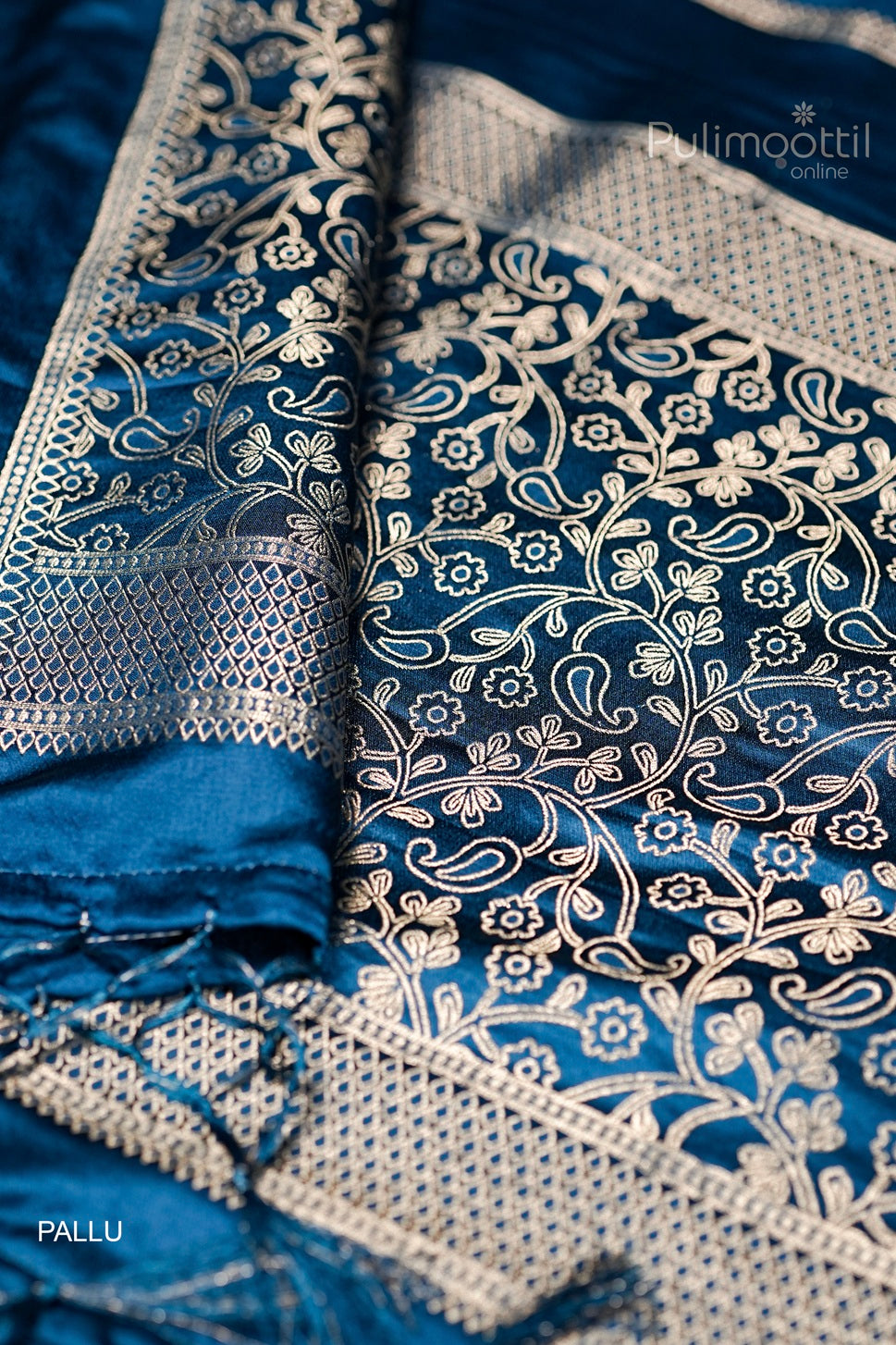German Blue Colour Chiniya Silk Saree.