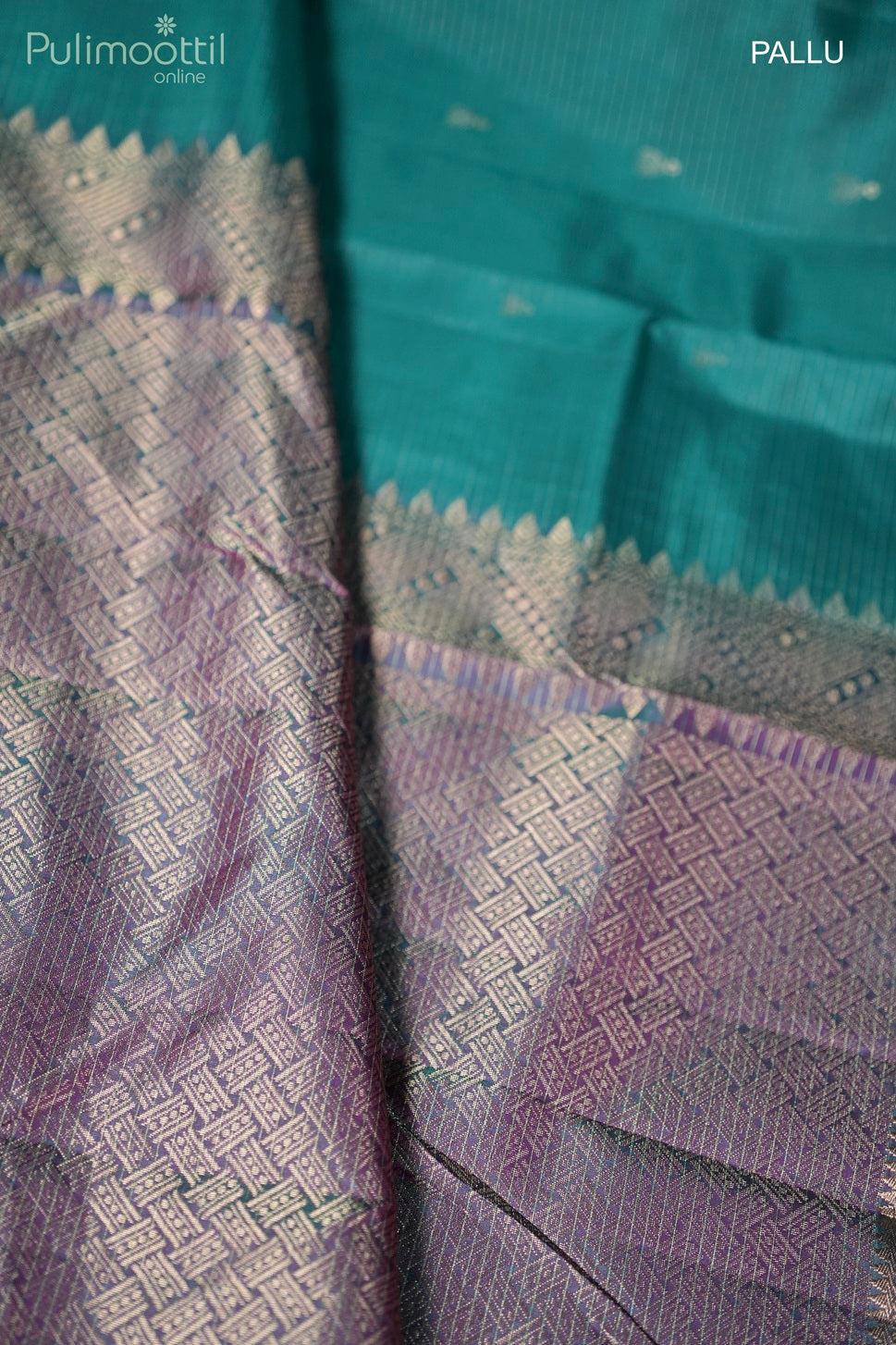 Peacock green-colored Kanchipuram soft silk saree