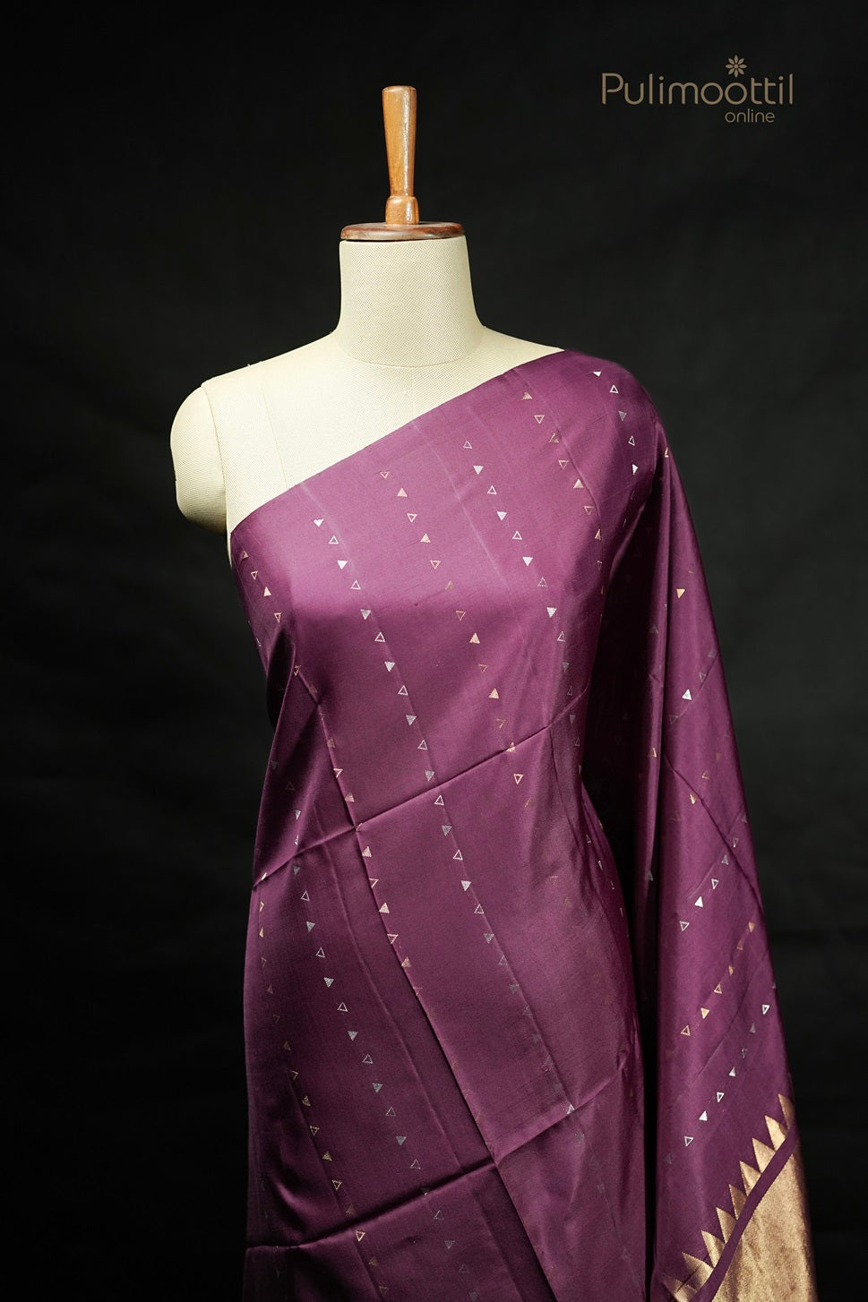 Purple Colour Kanchipuram Soft Silk Saree.
