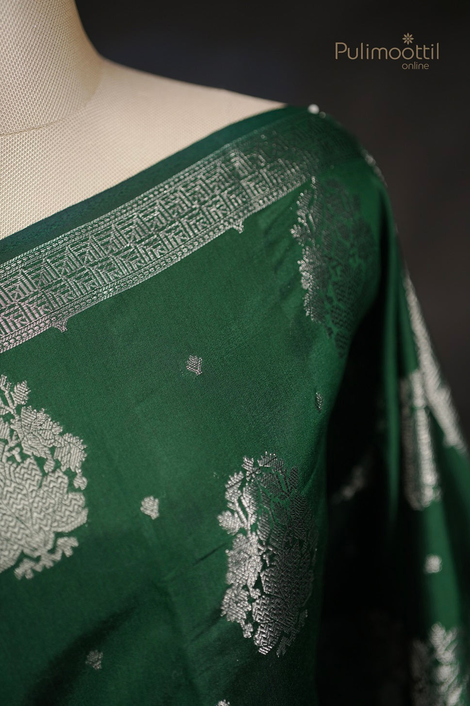 Bottle Green Colour Chiniya Silk Saree