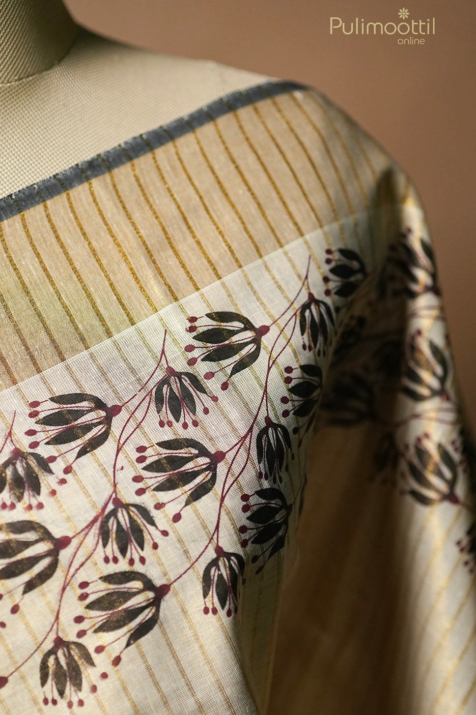 Kerala Traditional Golden Tissue Set Saree