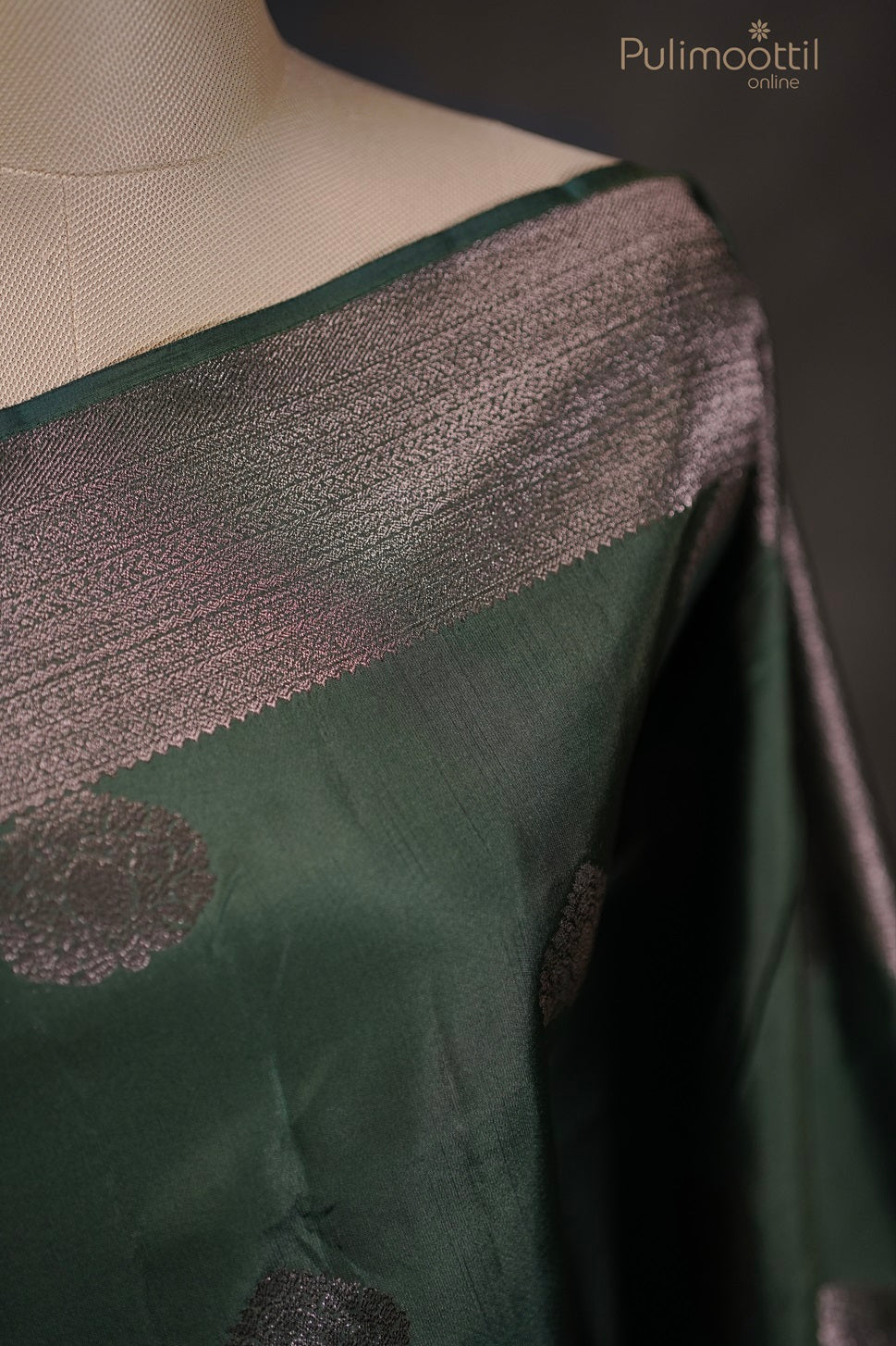 Bottle Green Colour Kanchipuram Antique Designer Saree
