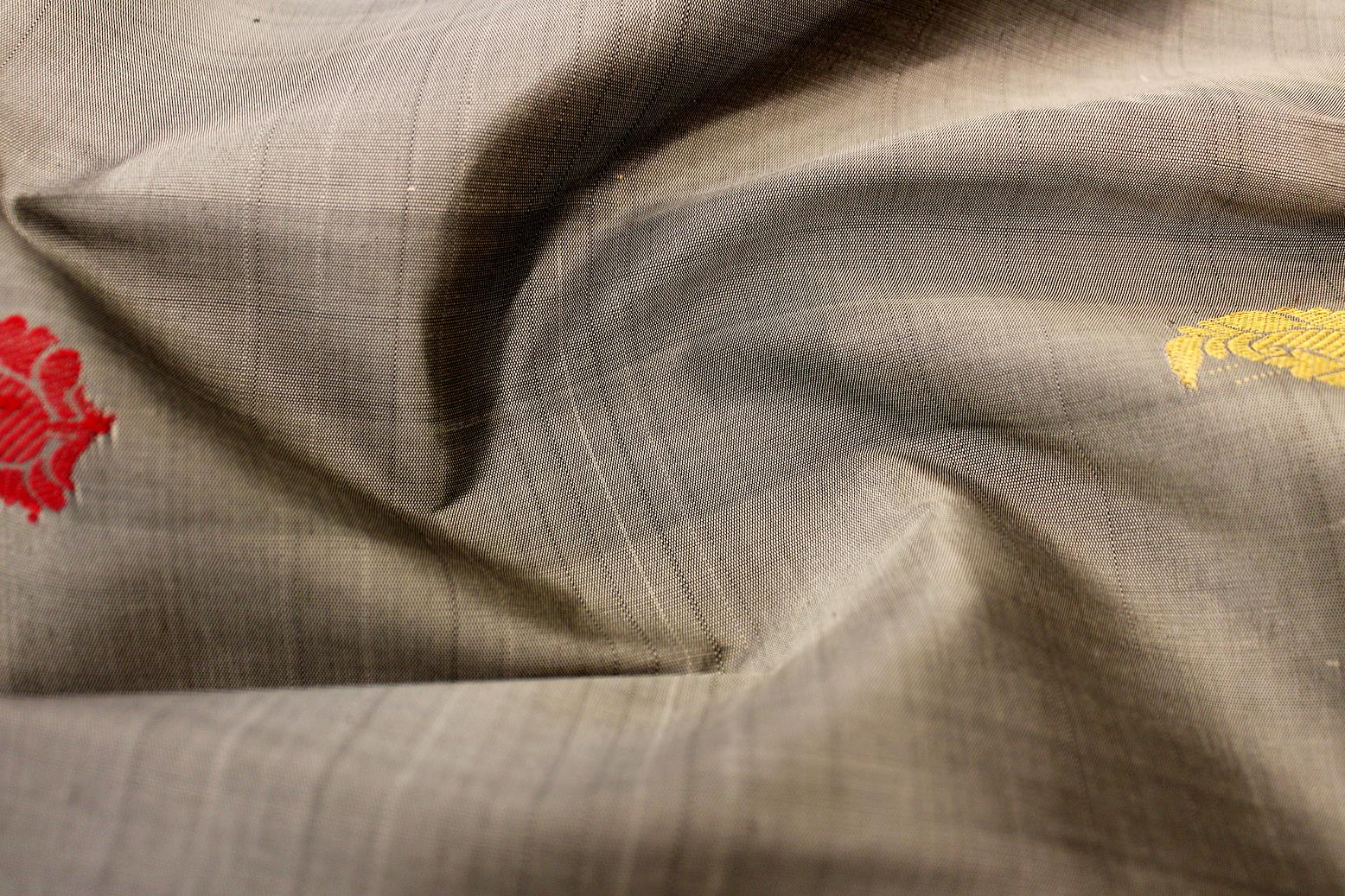 Artichoke Colour, Kanchipuram Traditional Designer Silk Saree.