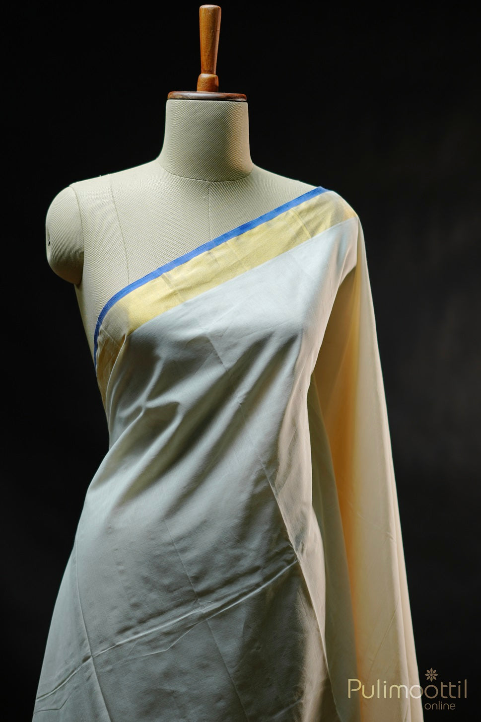 Kerala Traditional Cream Colour Set Saree.