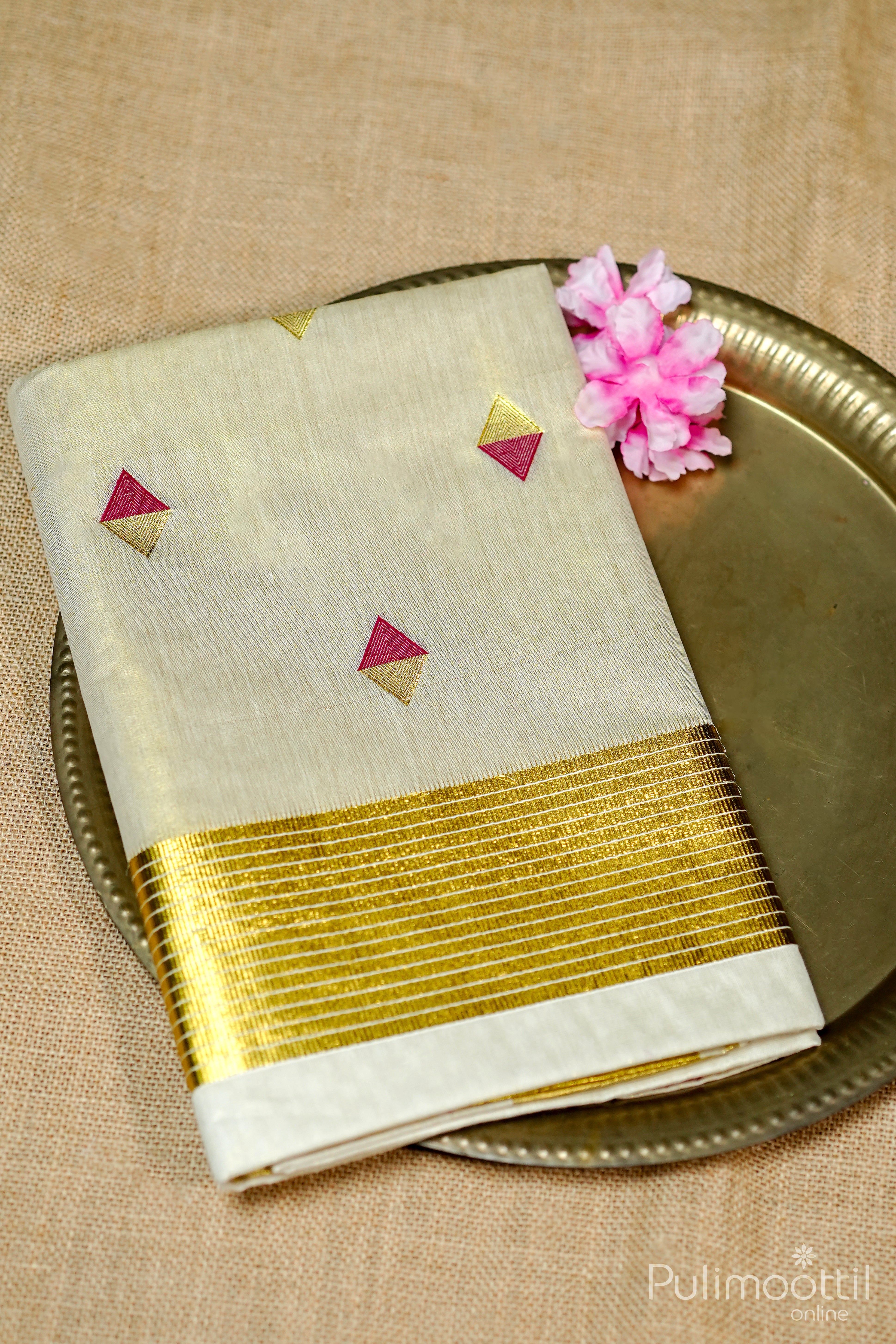 Kerala Cream Cotton Set Saree.