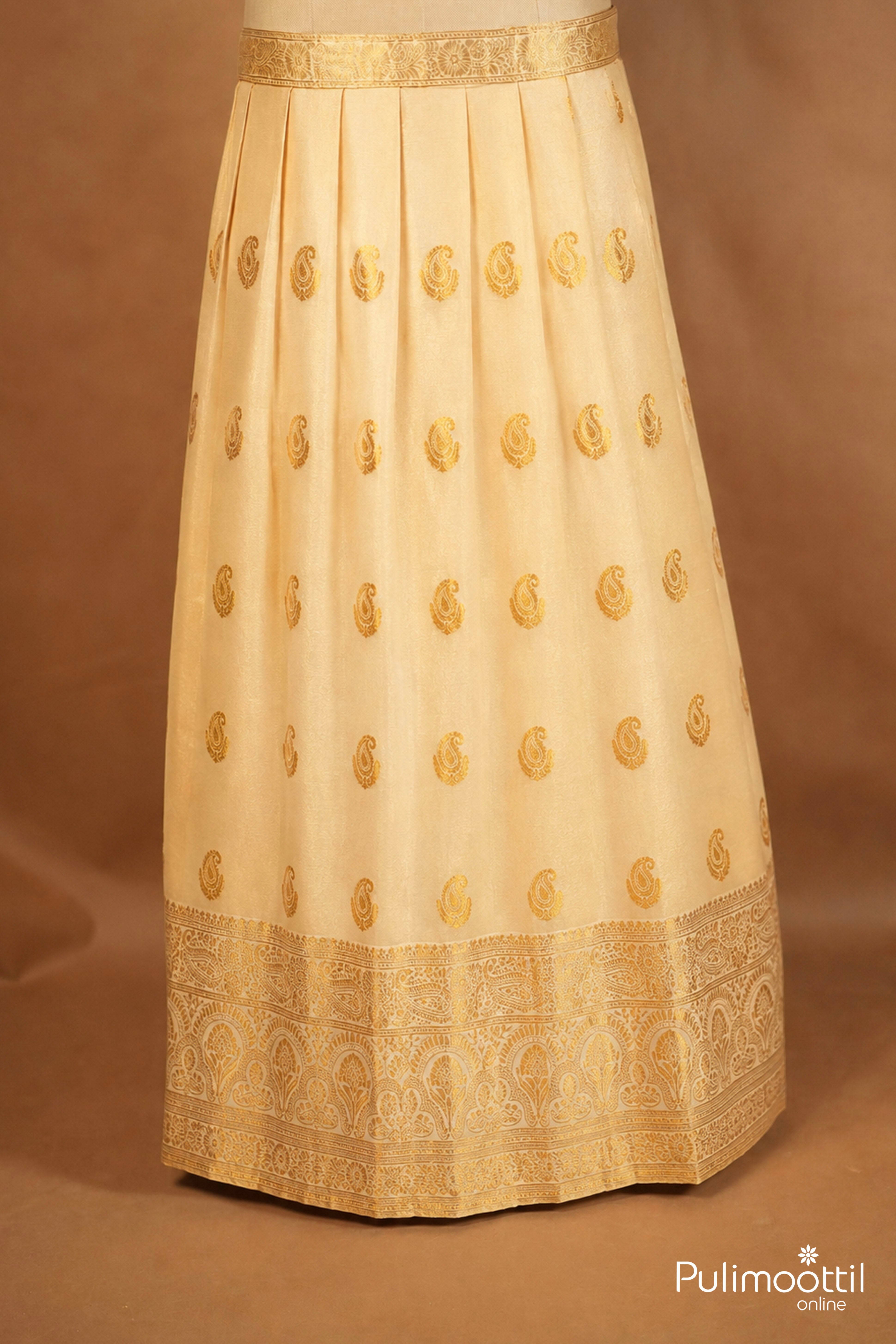 Traditional Golden Tissue Onam Special Dhavani Set