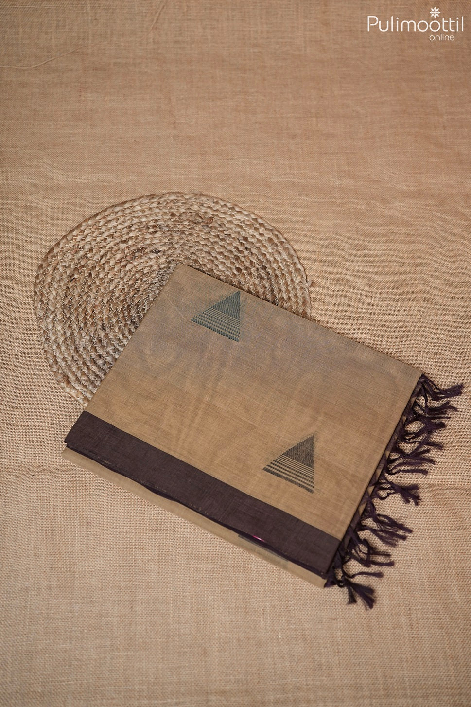 Chikoo Colour Handloom Cotton Saree.