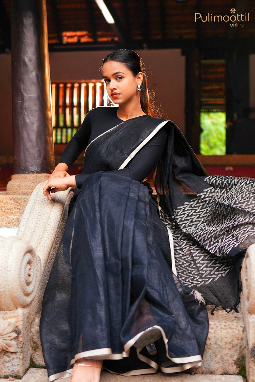 Black Colour Linen Saree