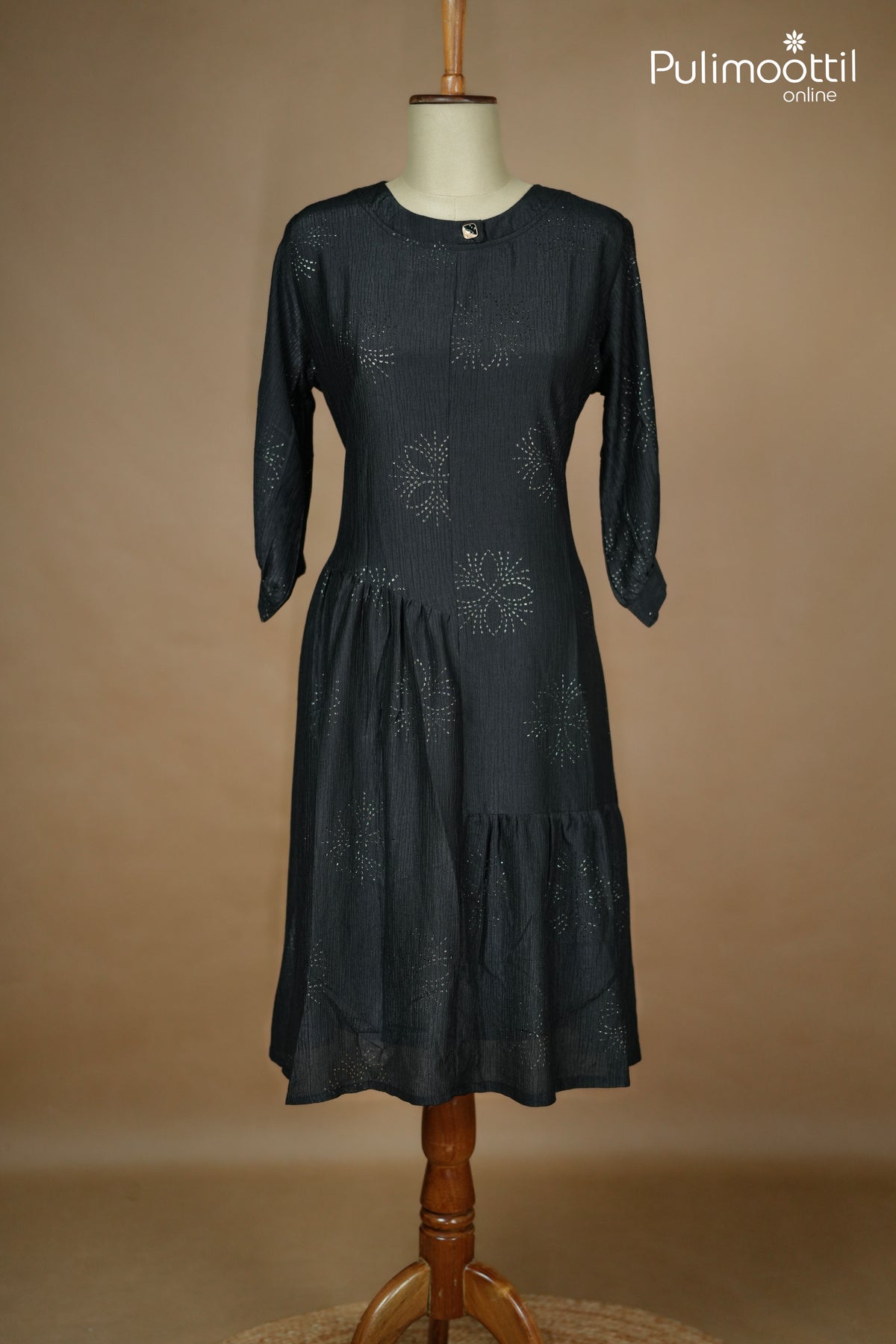 Black Colour Crinkled basc frock