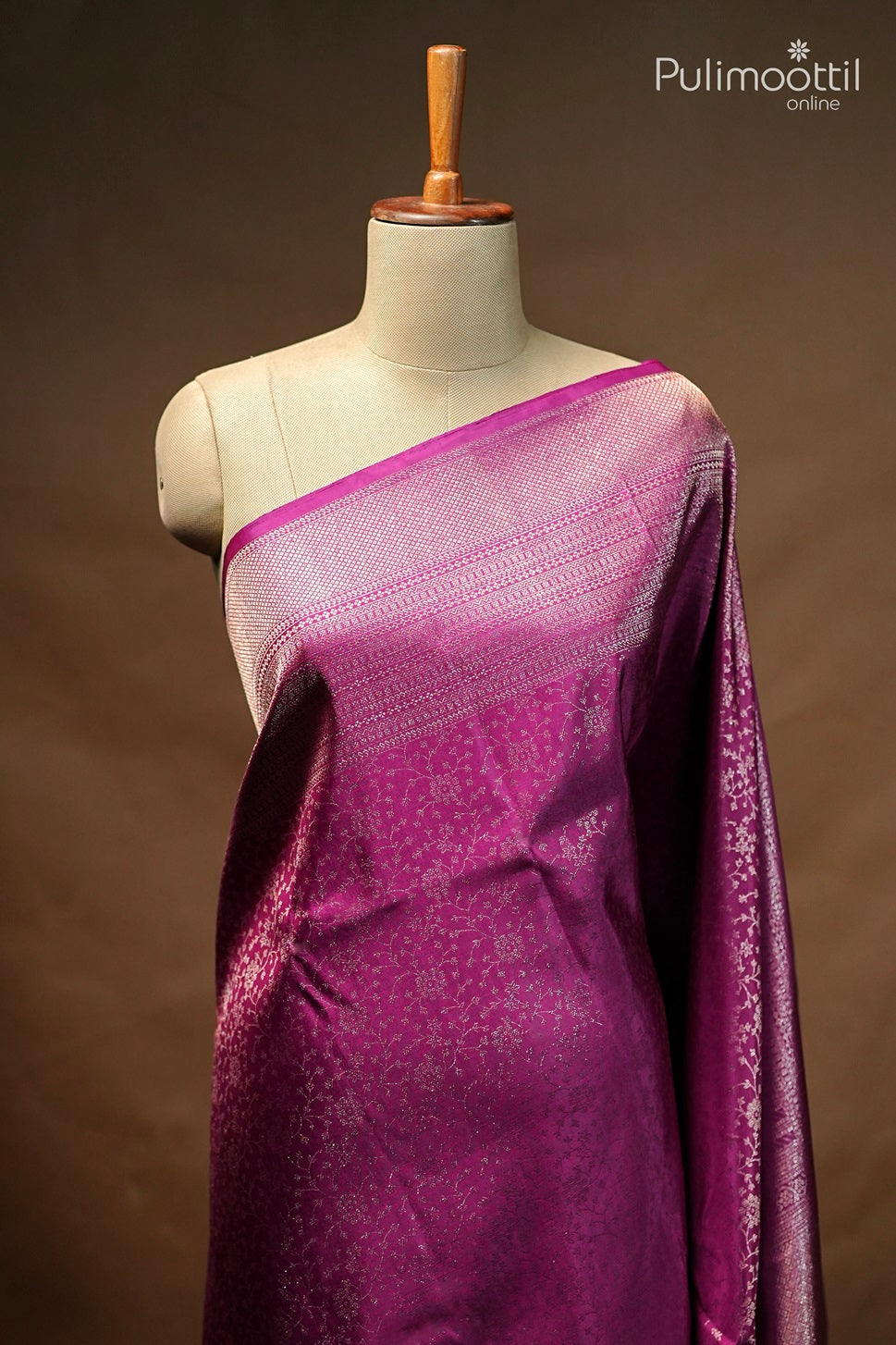 Pink Colour Kanchipuram Brocade Saree.