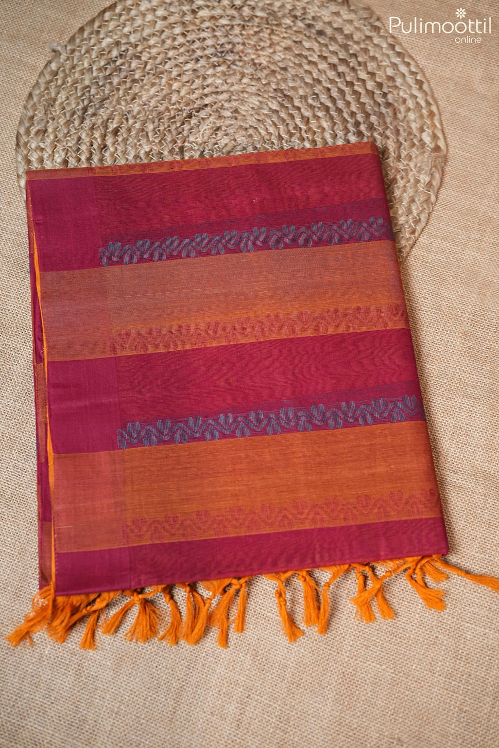 Dark Pink Colour Handloom Cotton Saree.