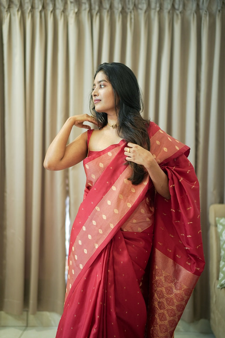 Red Colour Pure Silk Saree