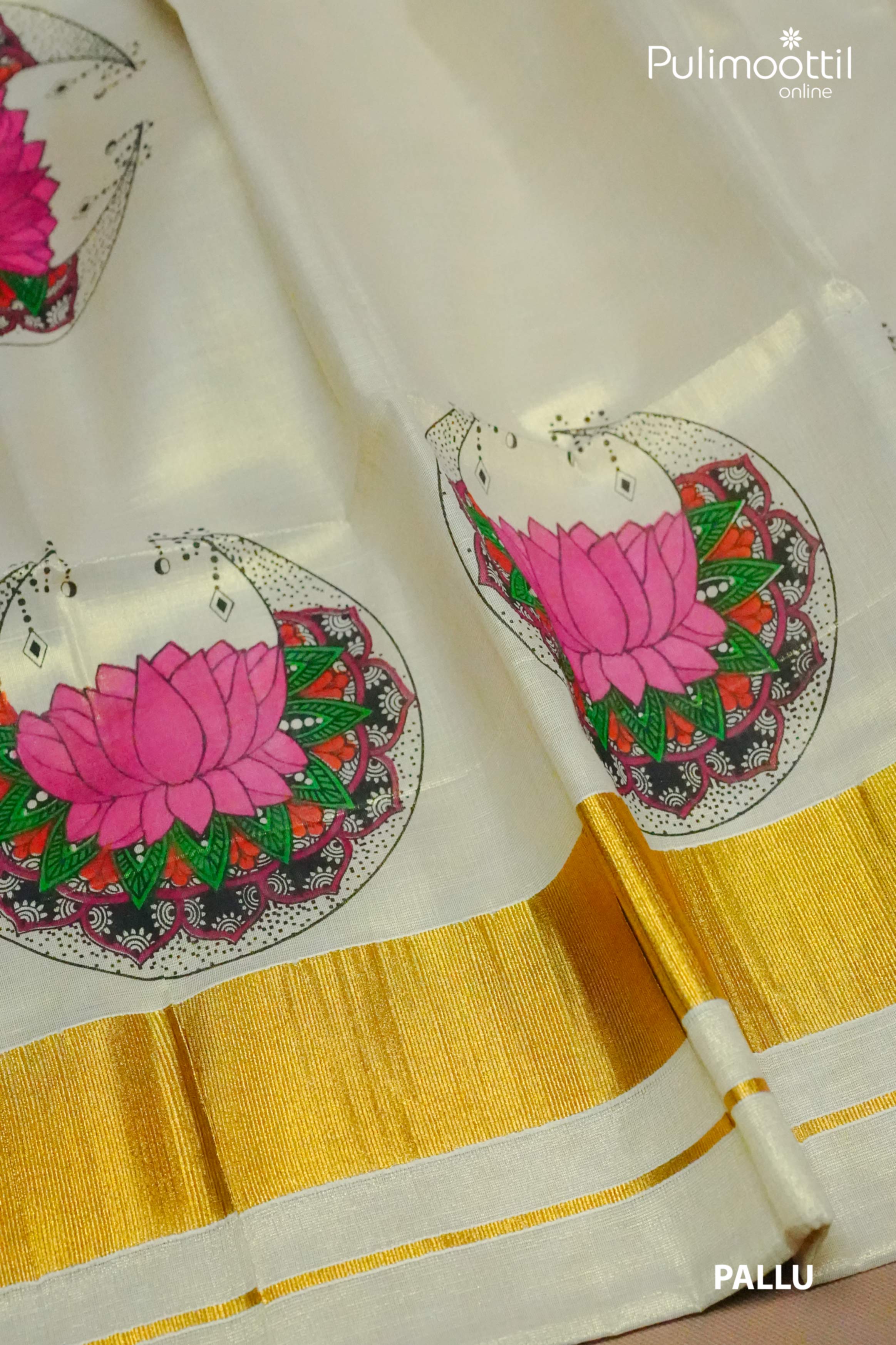 Cream Colour Kerala Traditional Set Saree.