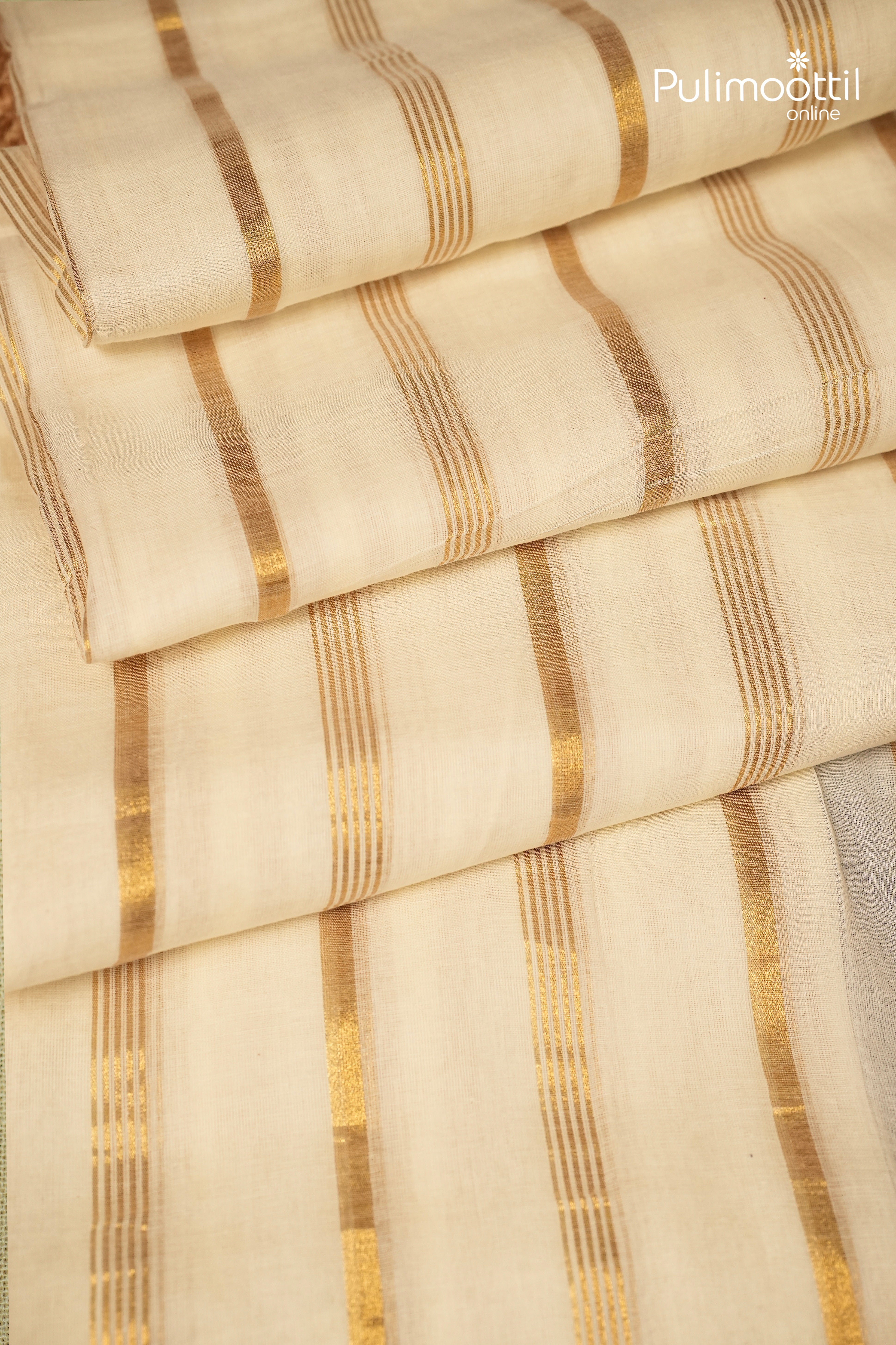 OffWhite Colour Mul Cotton Saree