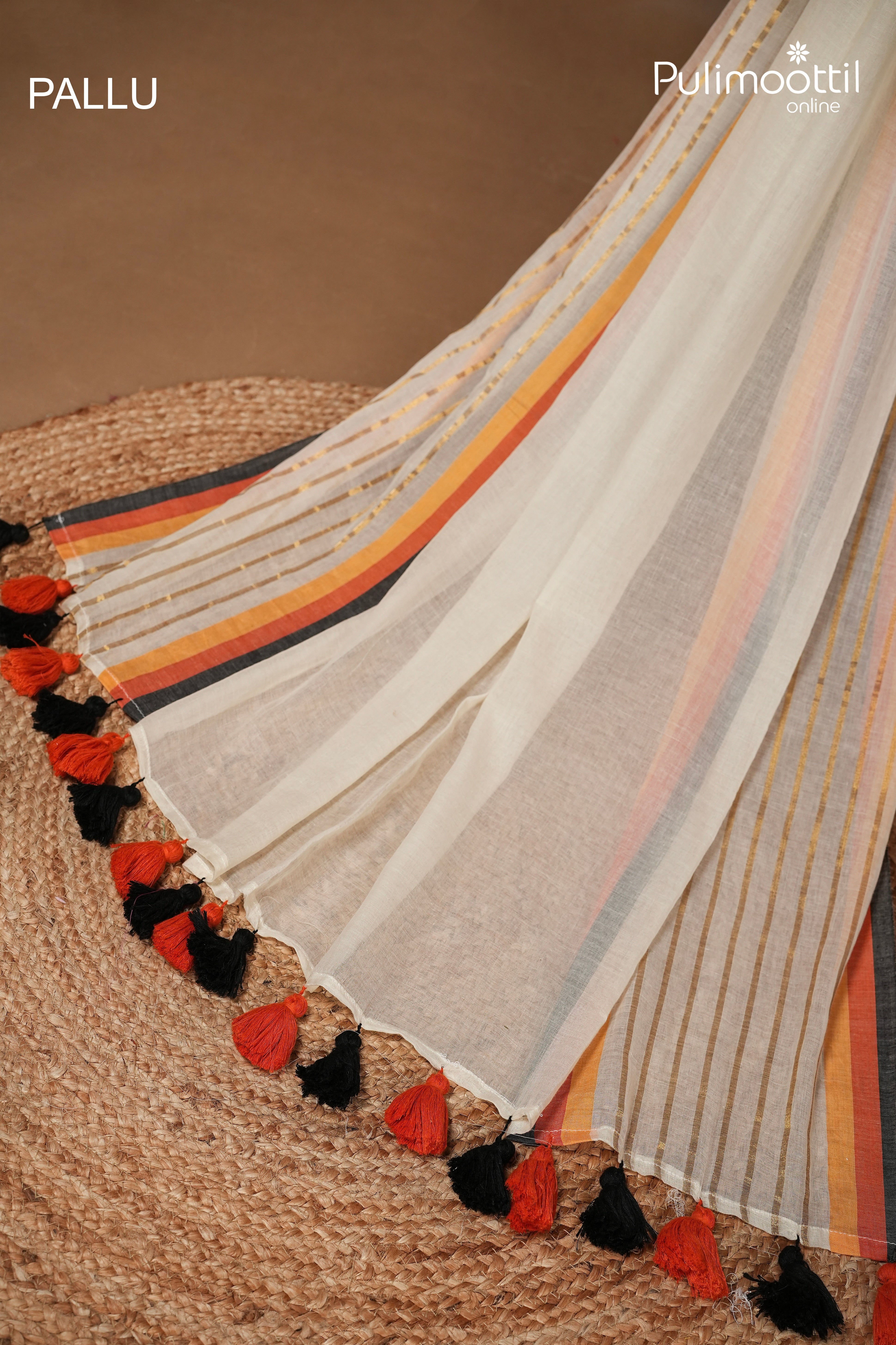 Offwhite Colour Mul Cotton Saree