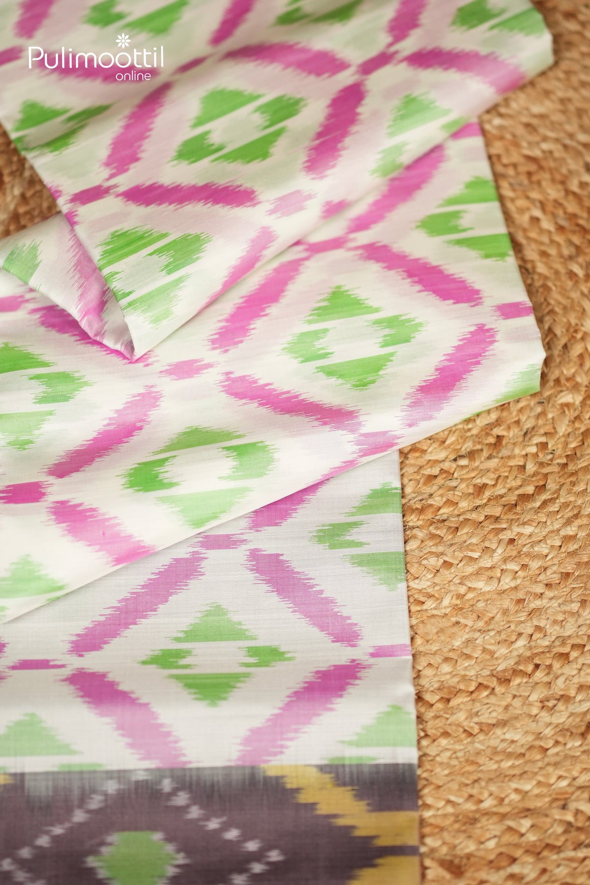 Offwhite Colour Kanchipuram Soft Silk Saree