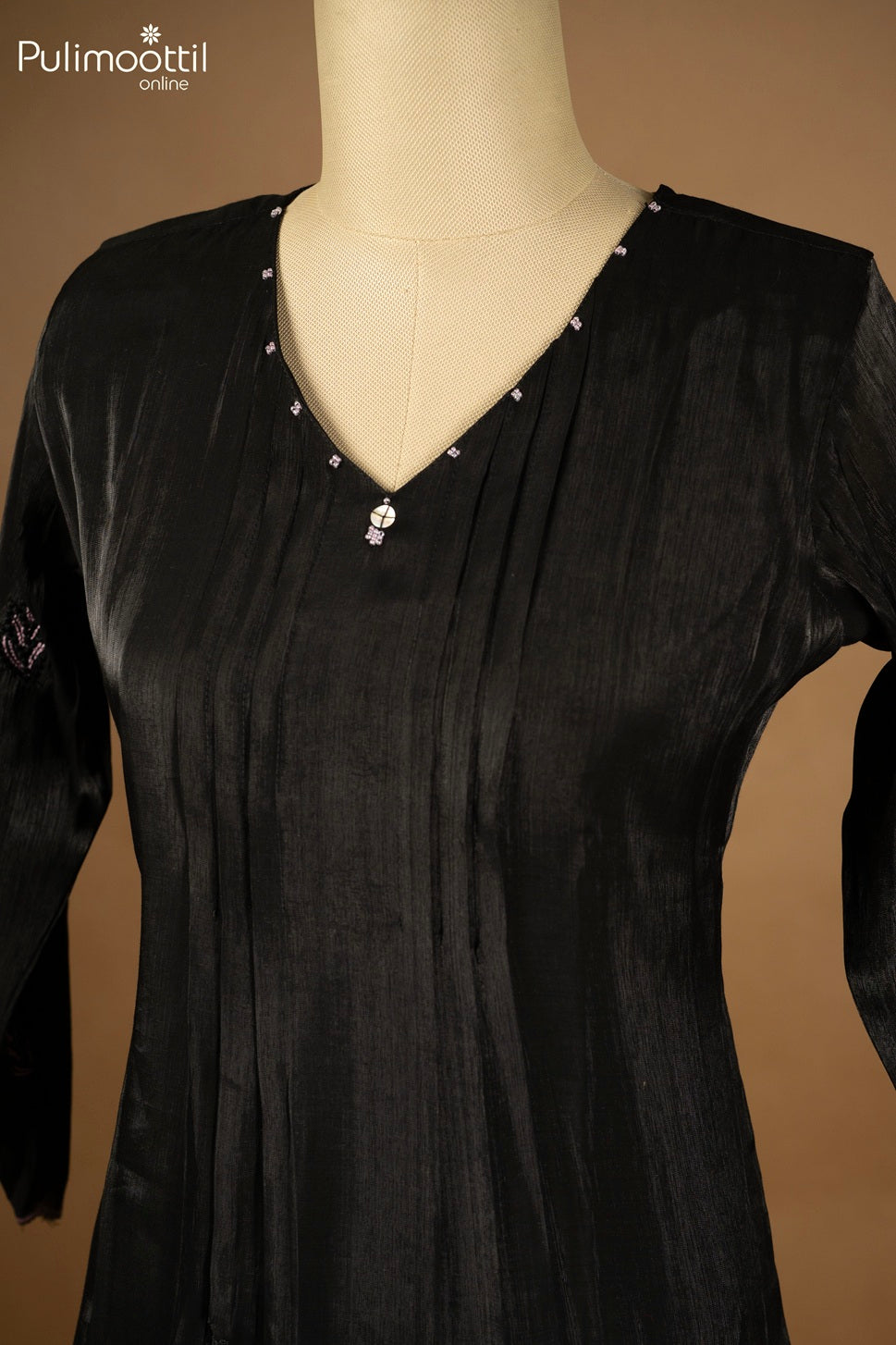 Balck Color Slit Top