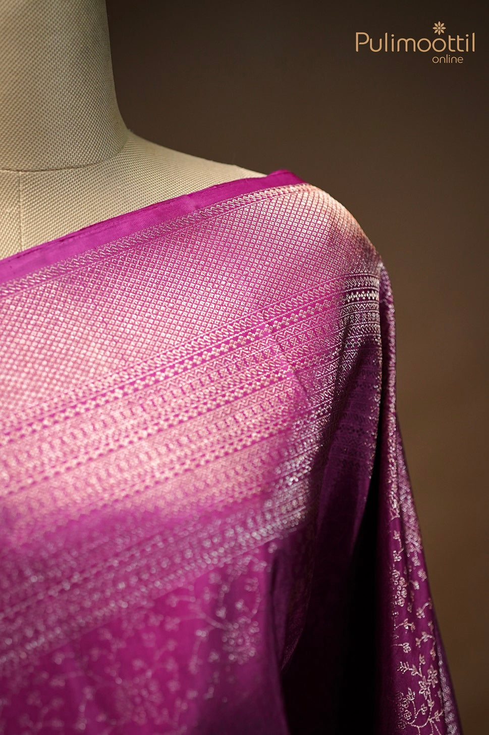 Pink Colour Kanchipuram Brocade Saree.
