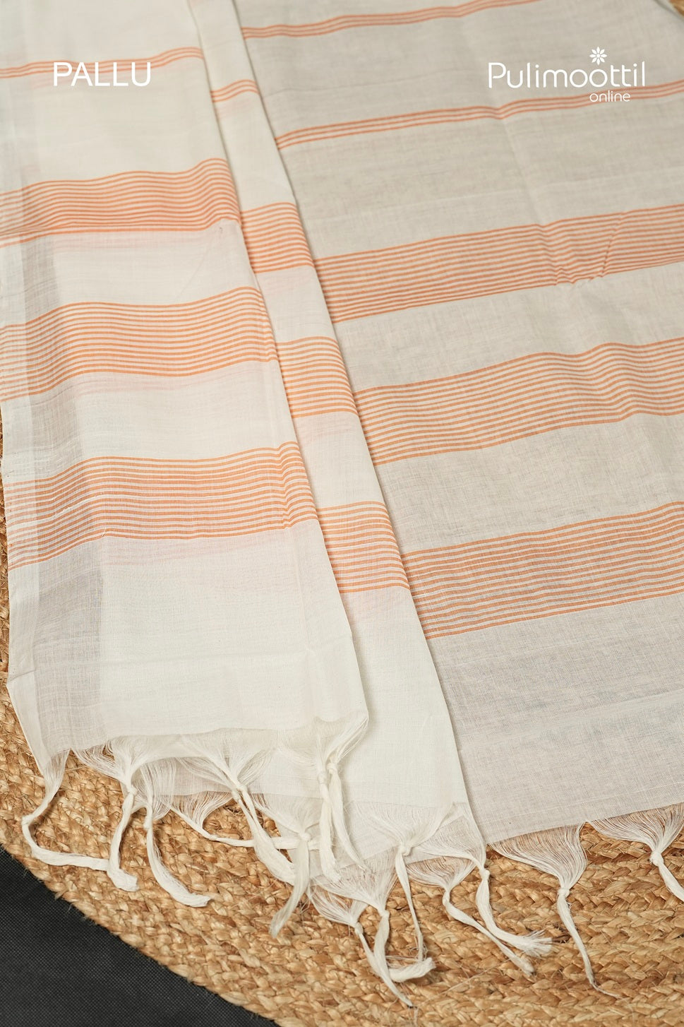 Offwhite Colour Handloom Cotton Saree