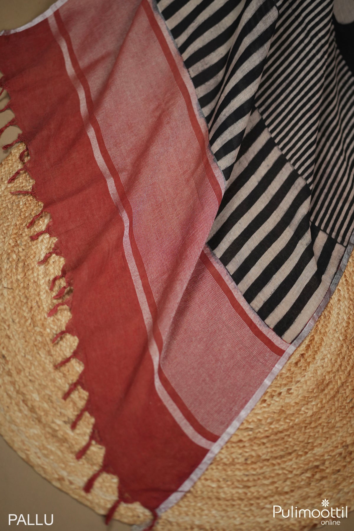 Black Colour Linen Saree