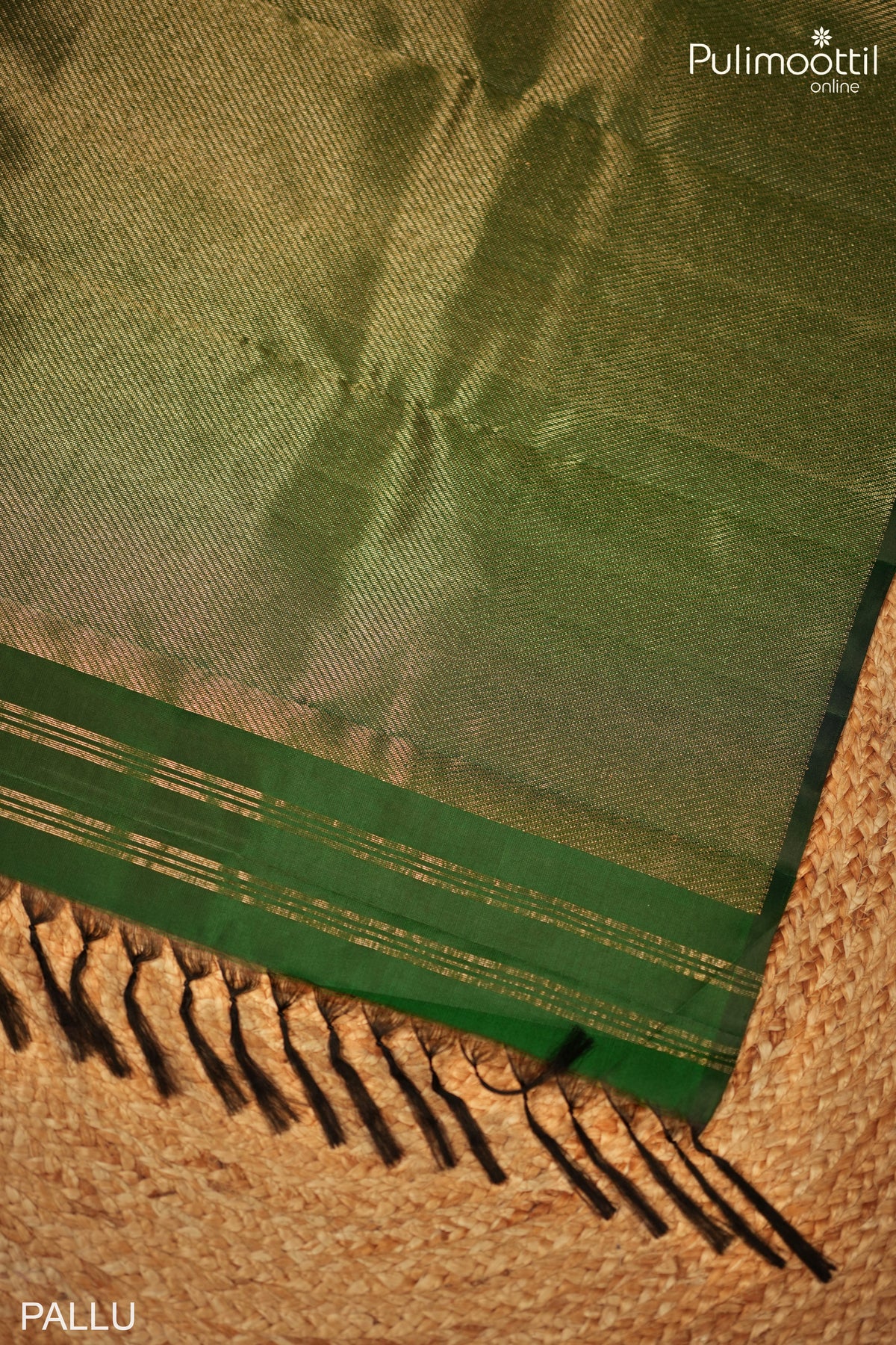 Bottle Green Colour Kanchipuram Designer Saree.