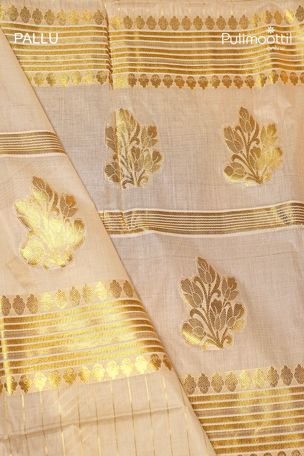Offwhite Colour Kerala Traditional Check Set Saree