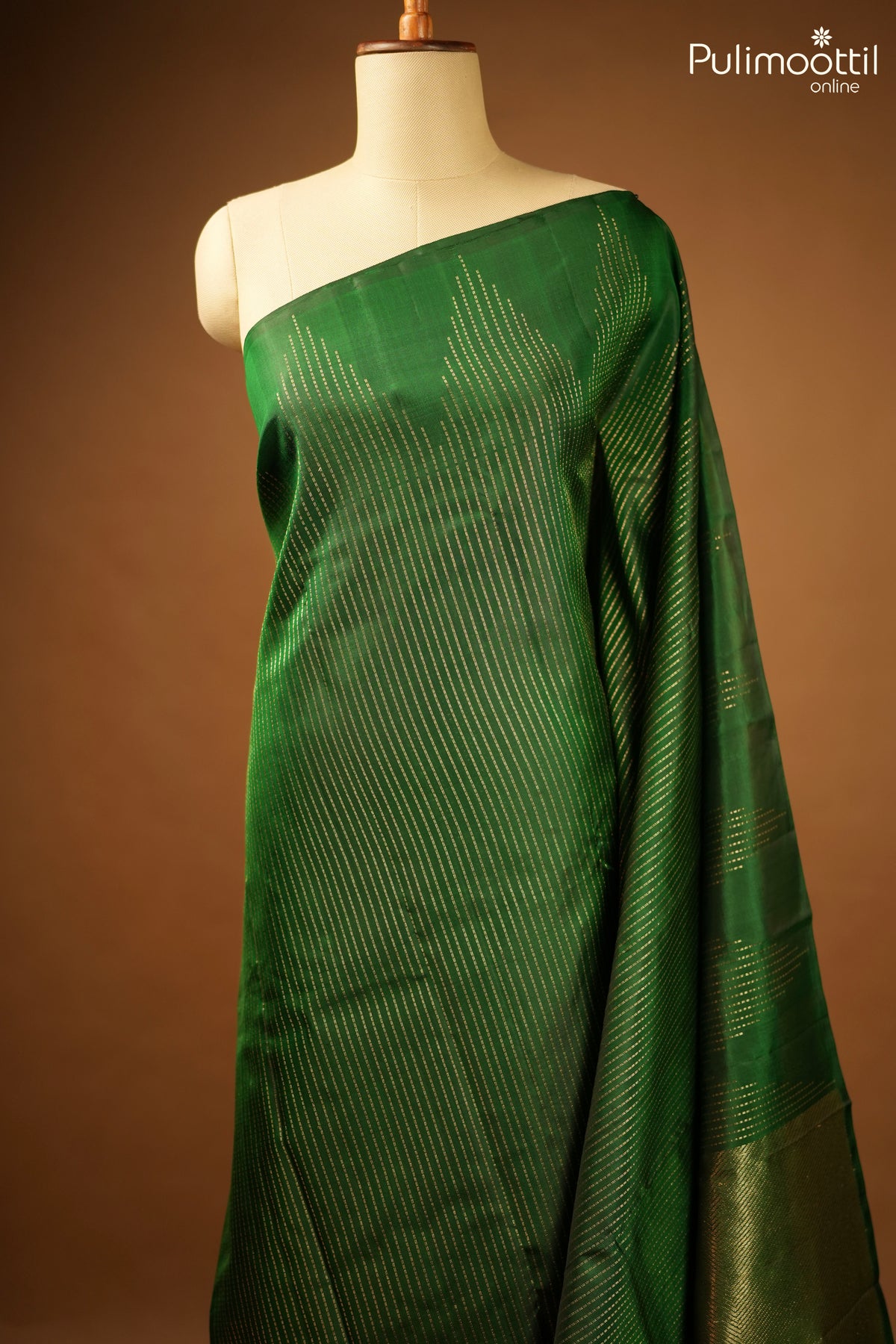 Bottle Green Colour Kanchipuram Designer Saree.