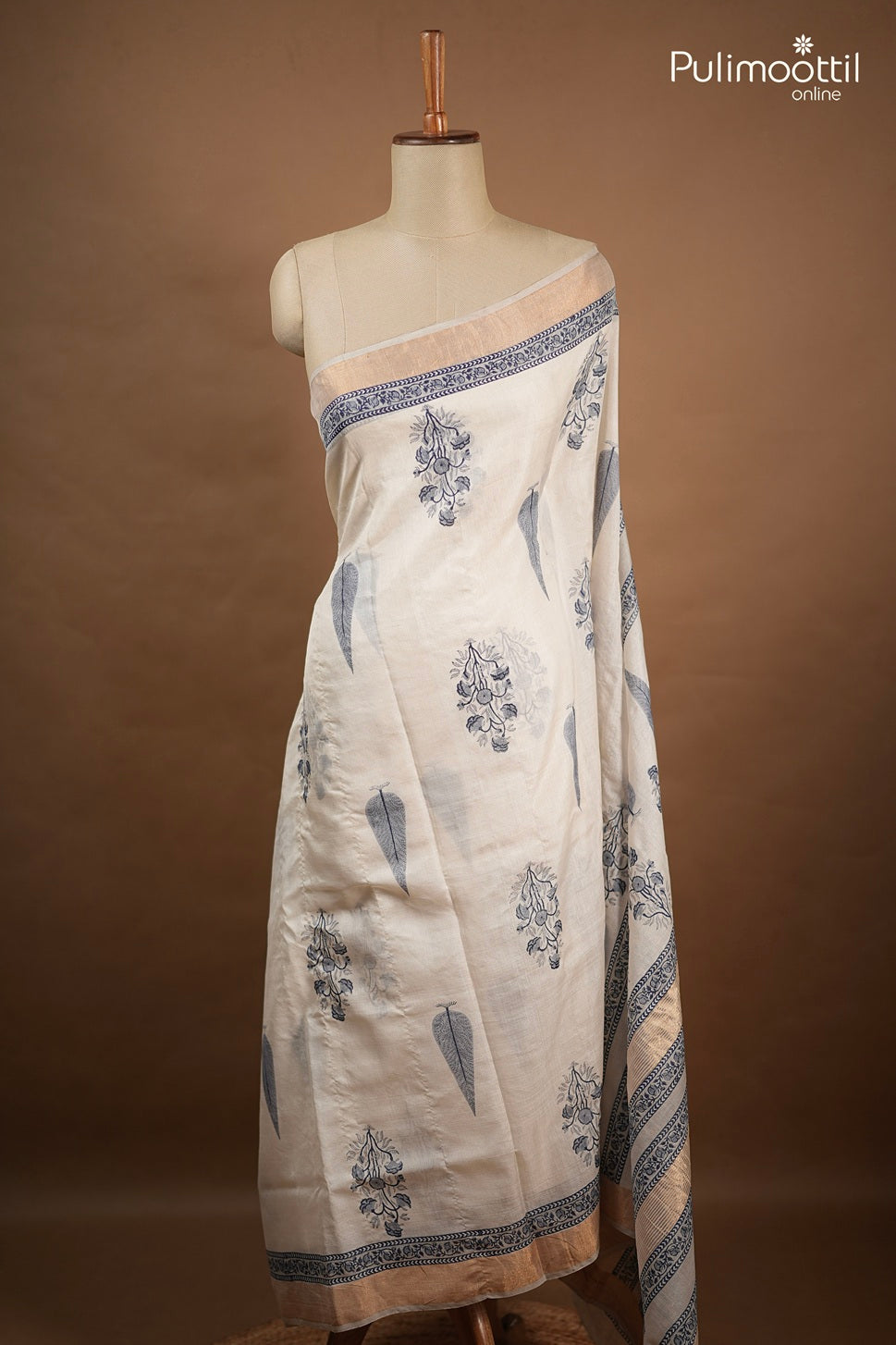 Off White Colour Lenin Silk Saree
