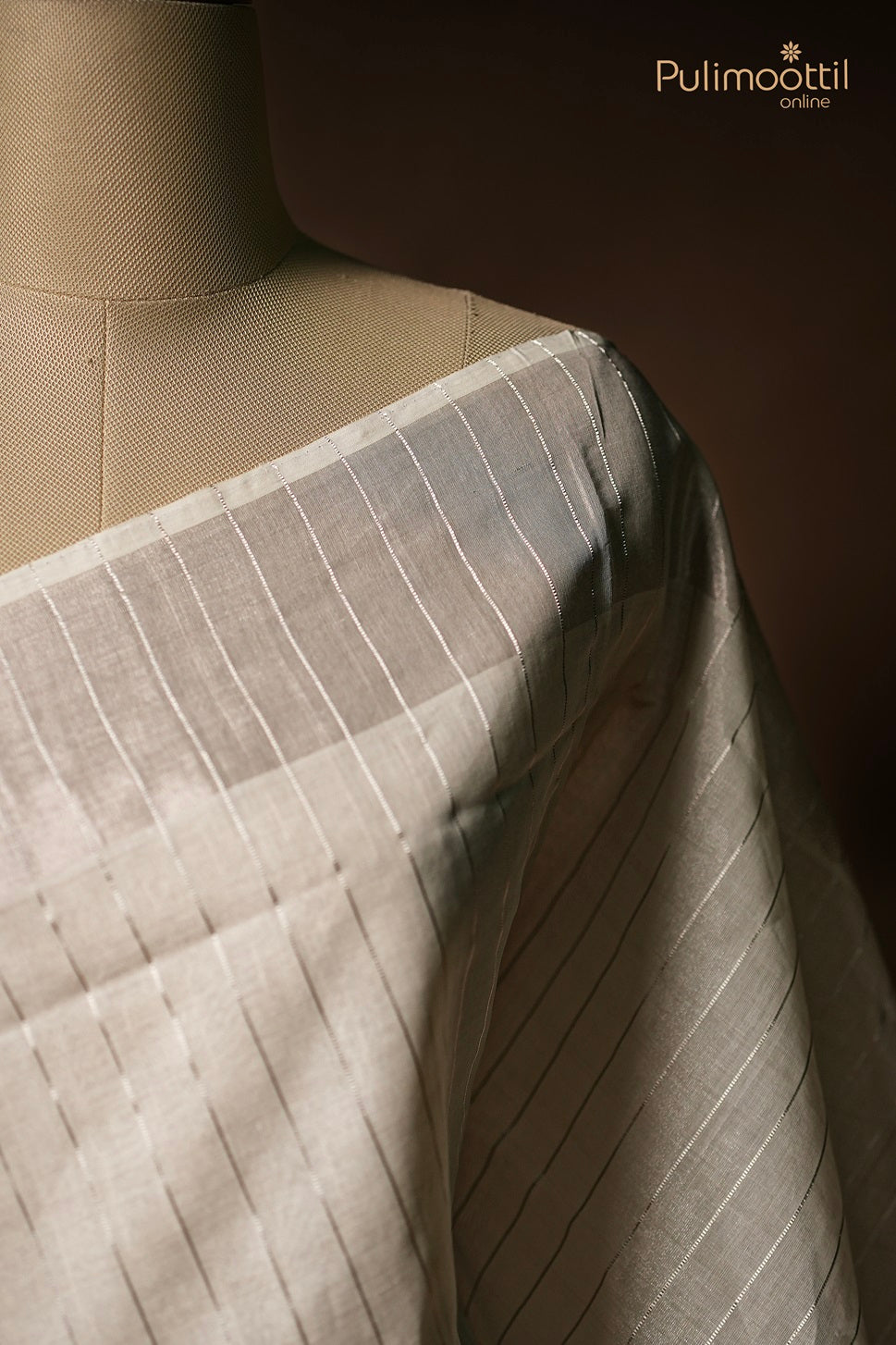 Kerala Traditional Silver Tissue Handloom Set Saree