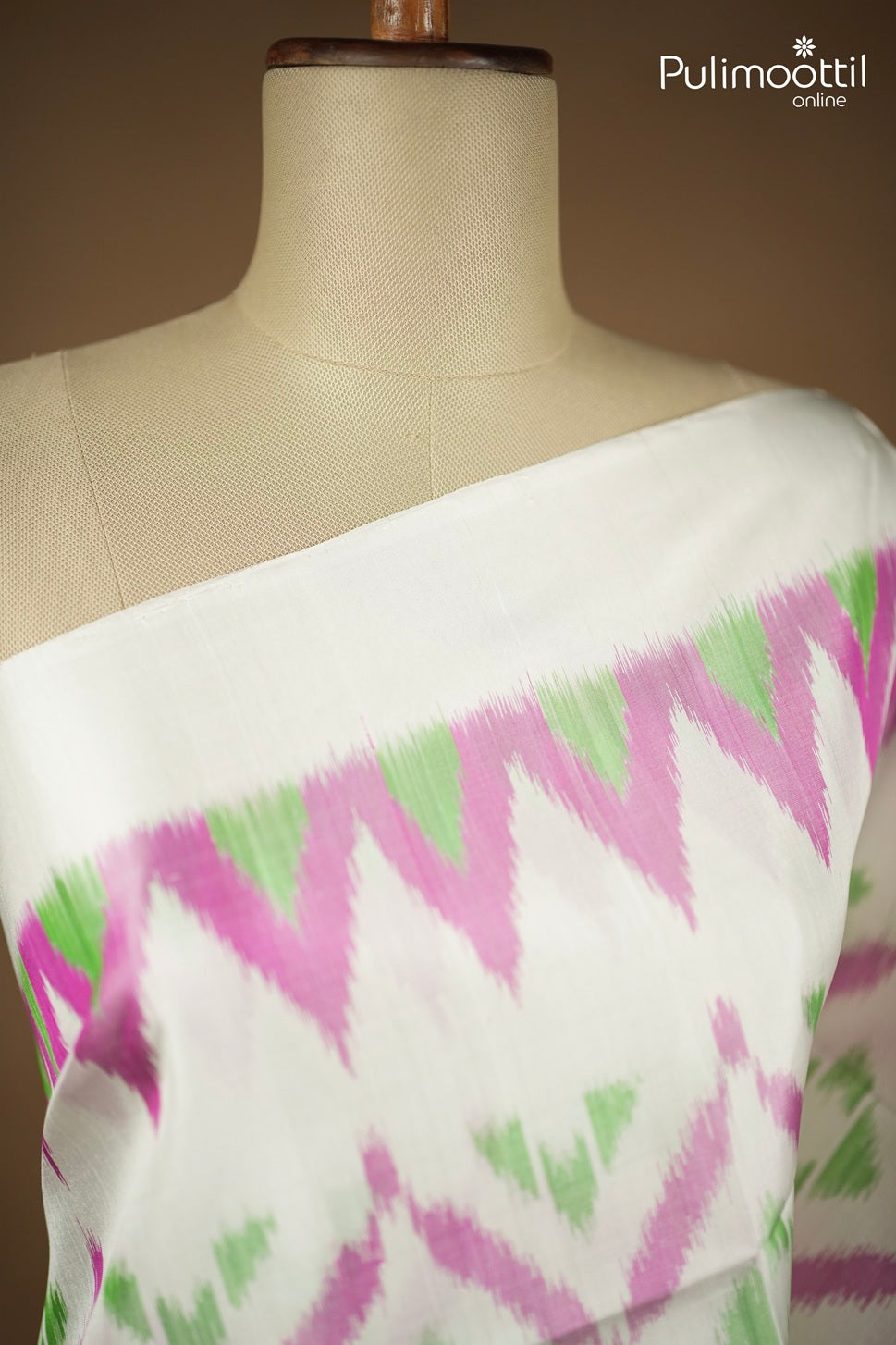 Offwhite Colour Kanchipuram Soft Silk Saree