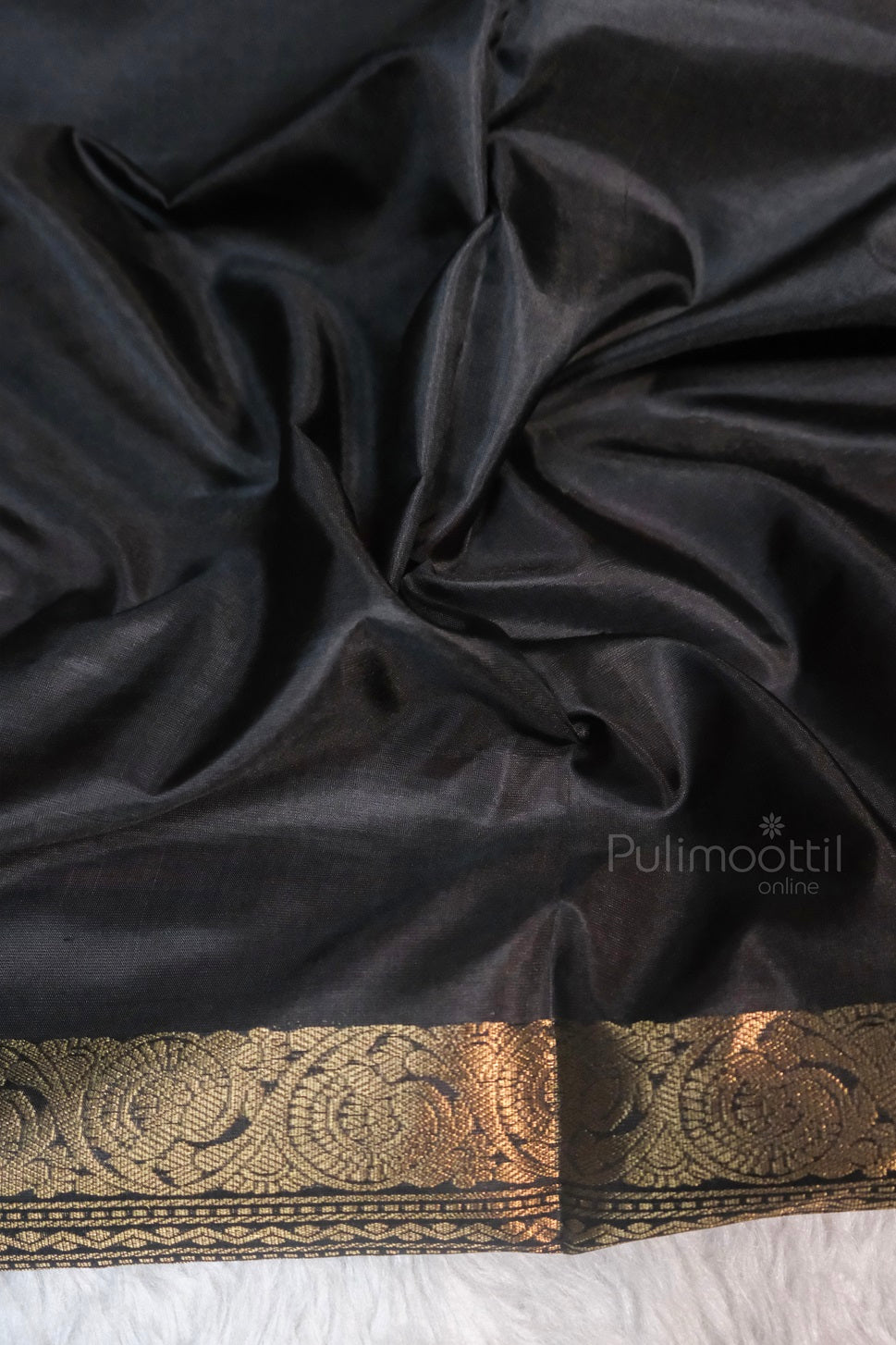 Raspberry Red Colour Pure Soft Silk Saree