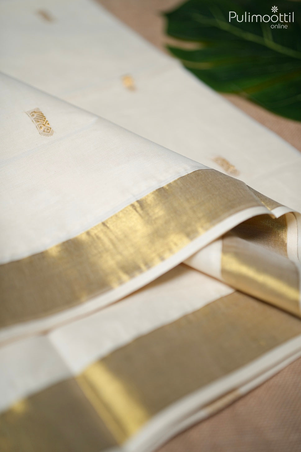 Off white color Kerala traditional set saree