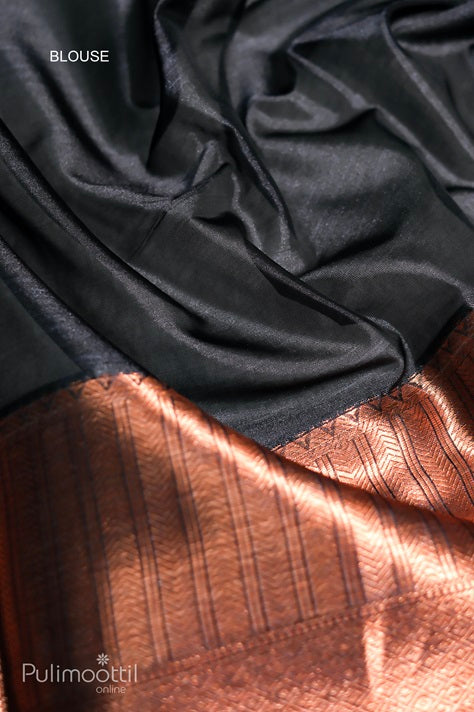 Tea Green Colour Pure Kanchipuram Soft Silk Saree.