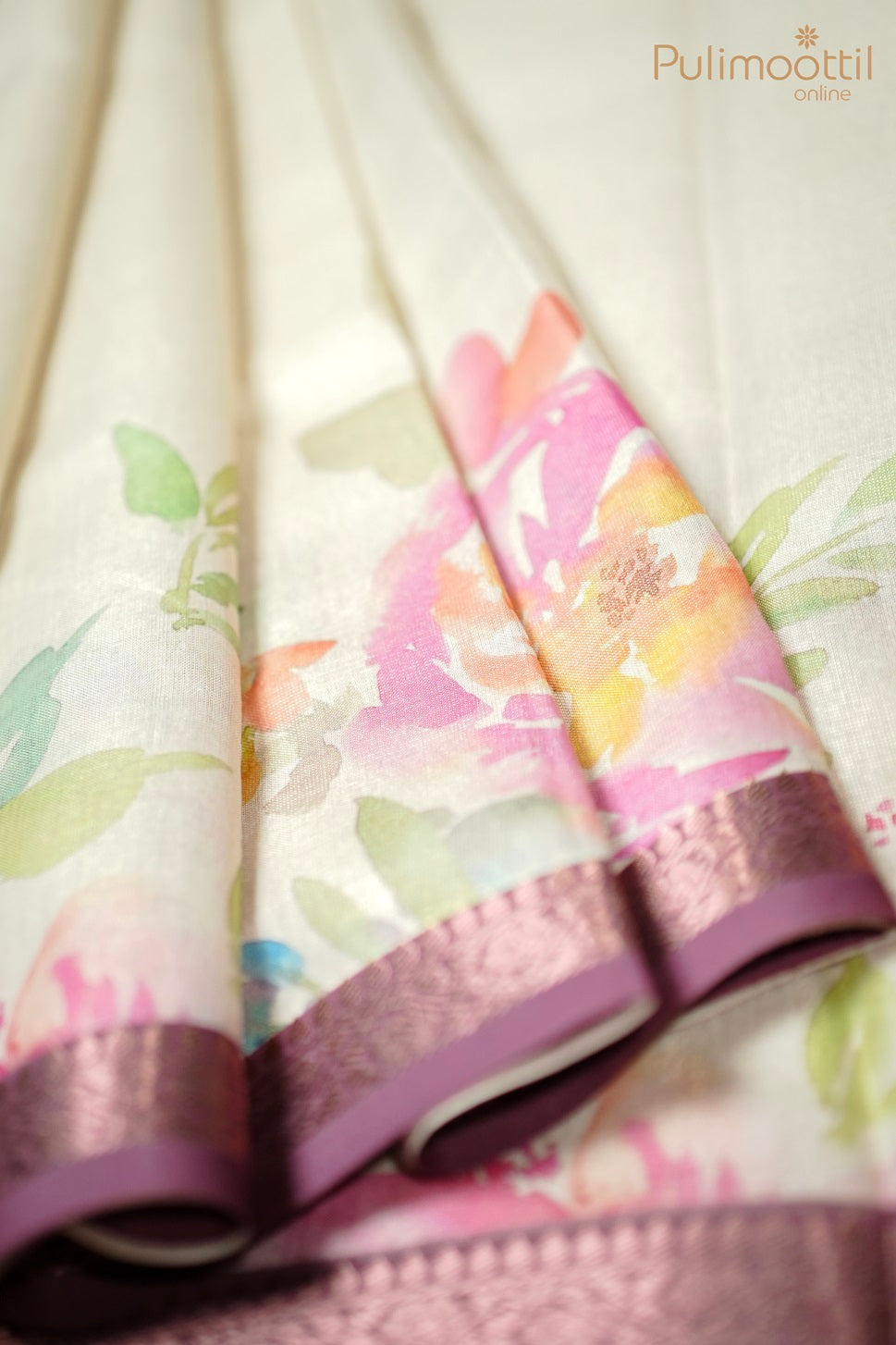 Kerala Tissue Floral Print Fancy Saree.
