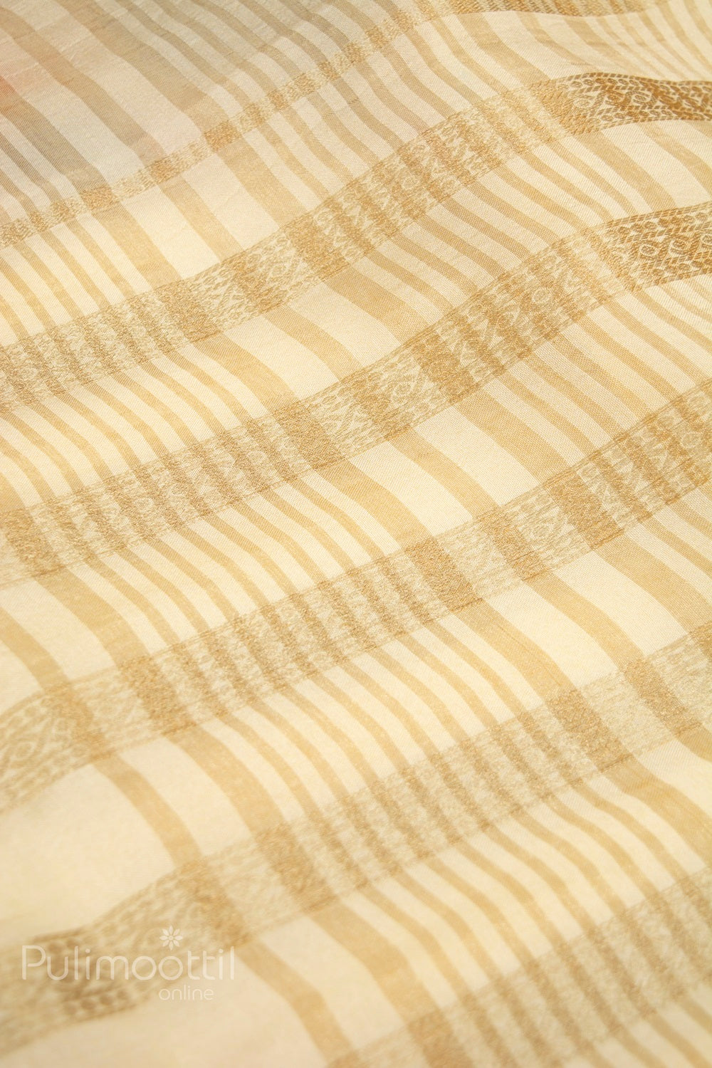 Close-up of Cream Kerala Kasavu Saree with Golden Zari Striped Body and Subtle Woven Patterns – Traditional Festive Weave