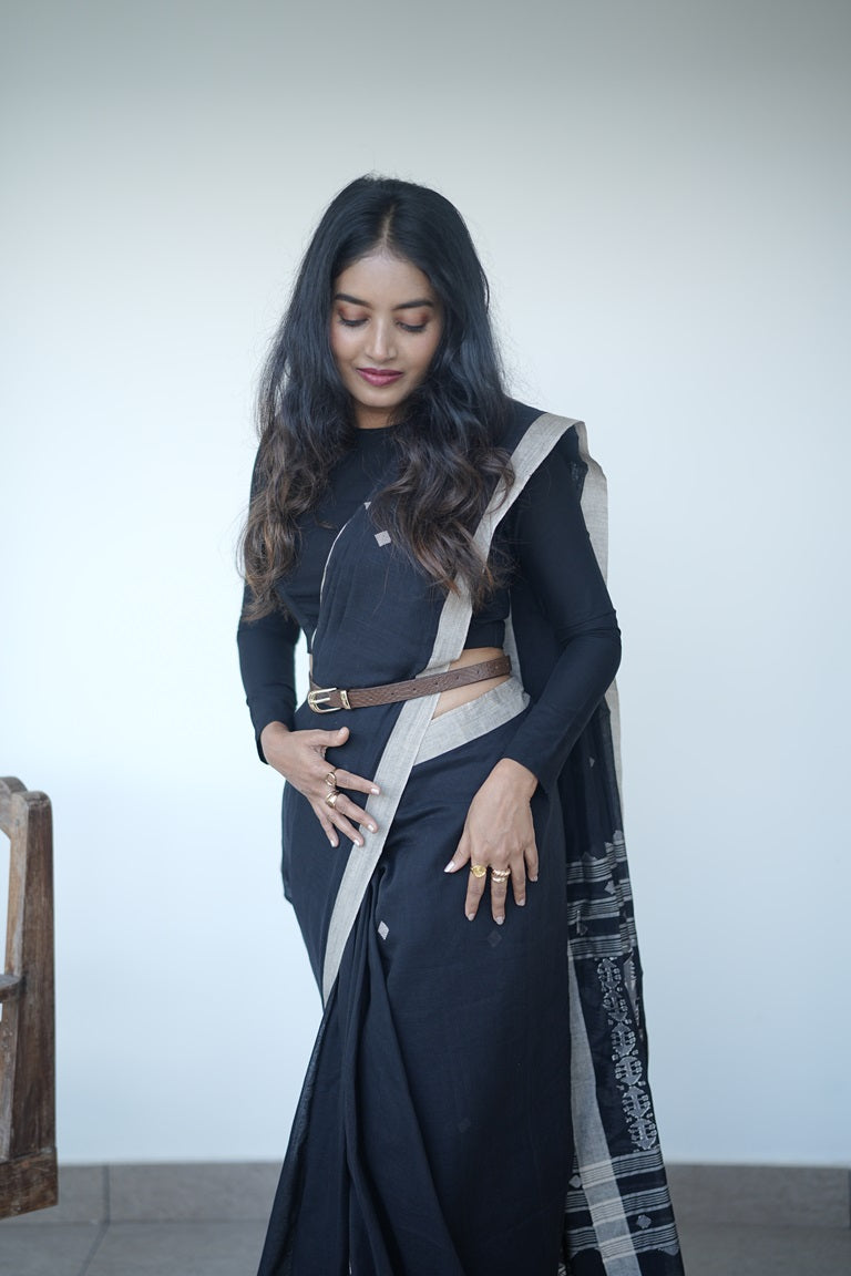 Black Colour Handloom Saree