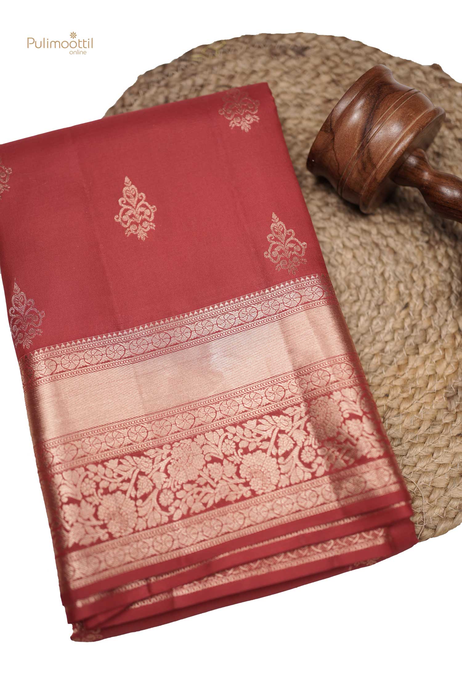 Red Colour Kanchipuram Saree.