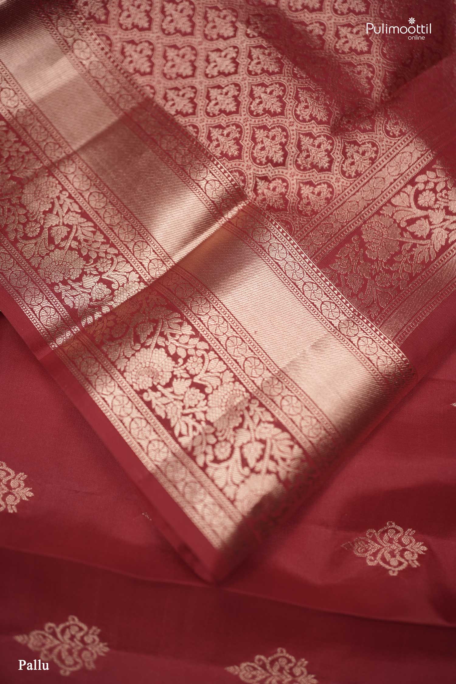 Red Colour Kanchipuram Saree.