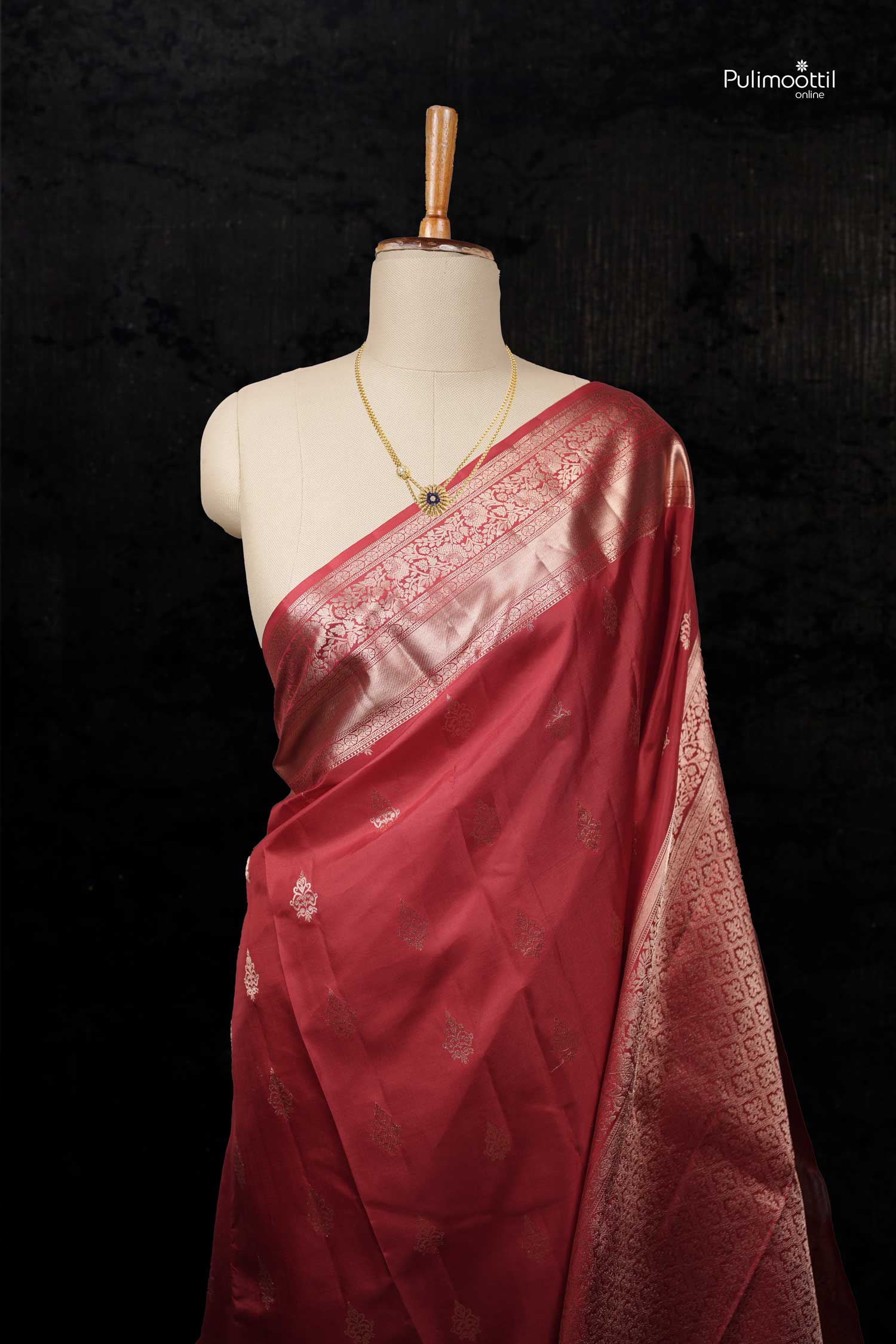 Red Colour Kanchipuram Saree.