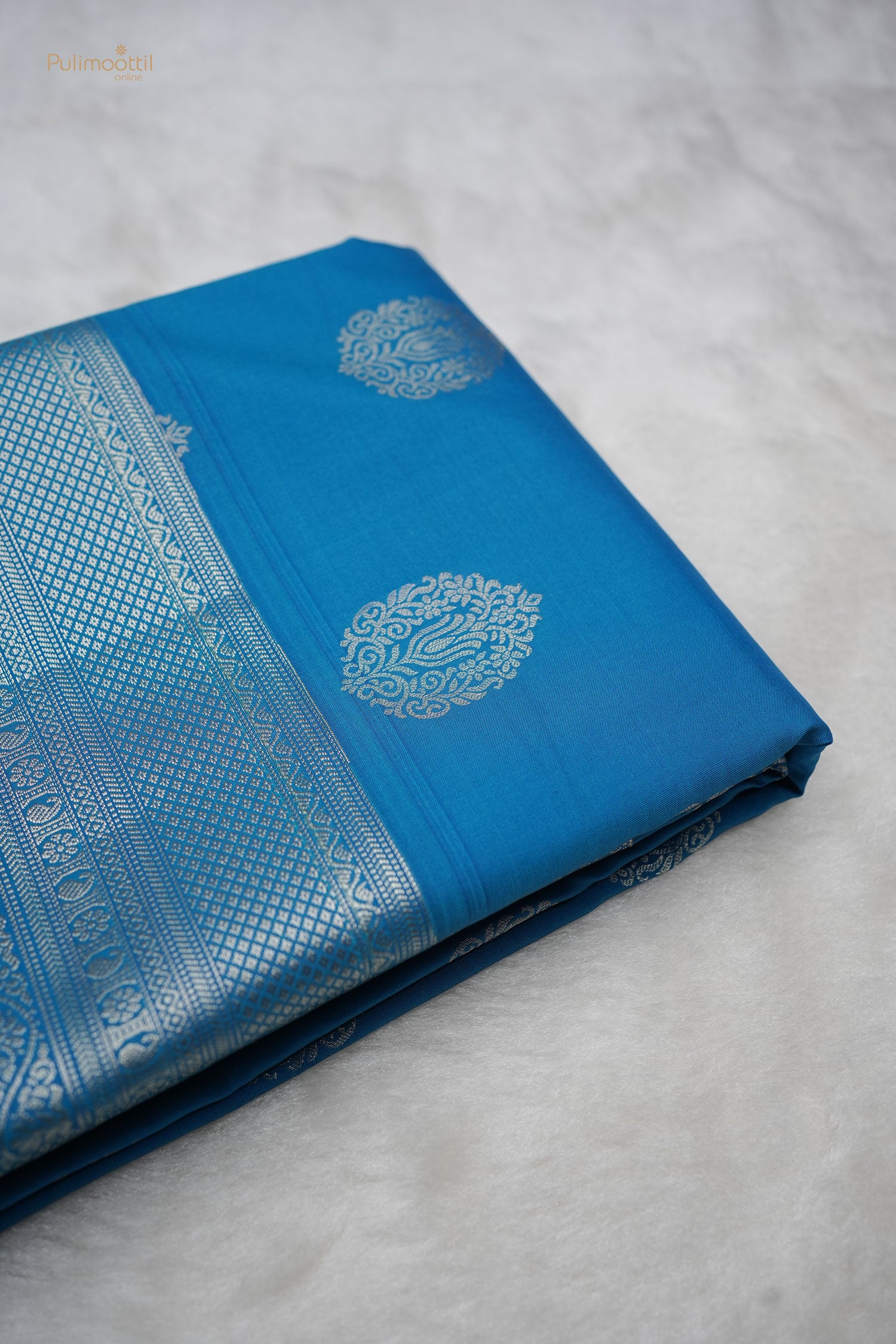 Dark Azure Color Kanchipuram silk saree.
