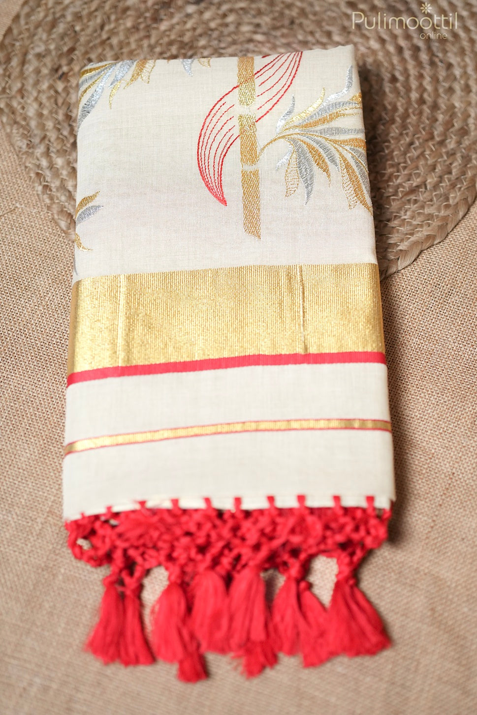 Kerala Traditional Golden Tissue Set Saree